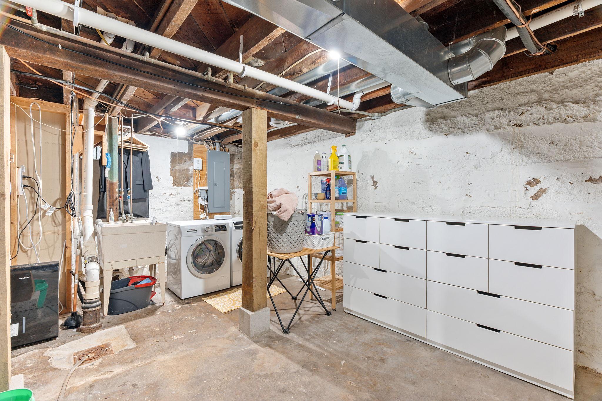 1830 Hewitt Avenue Property Photo 34