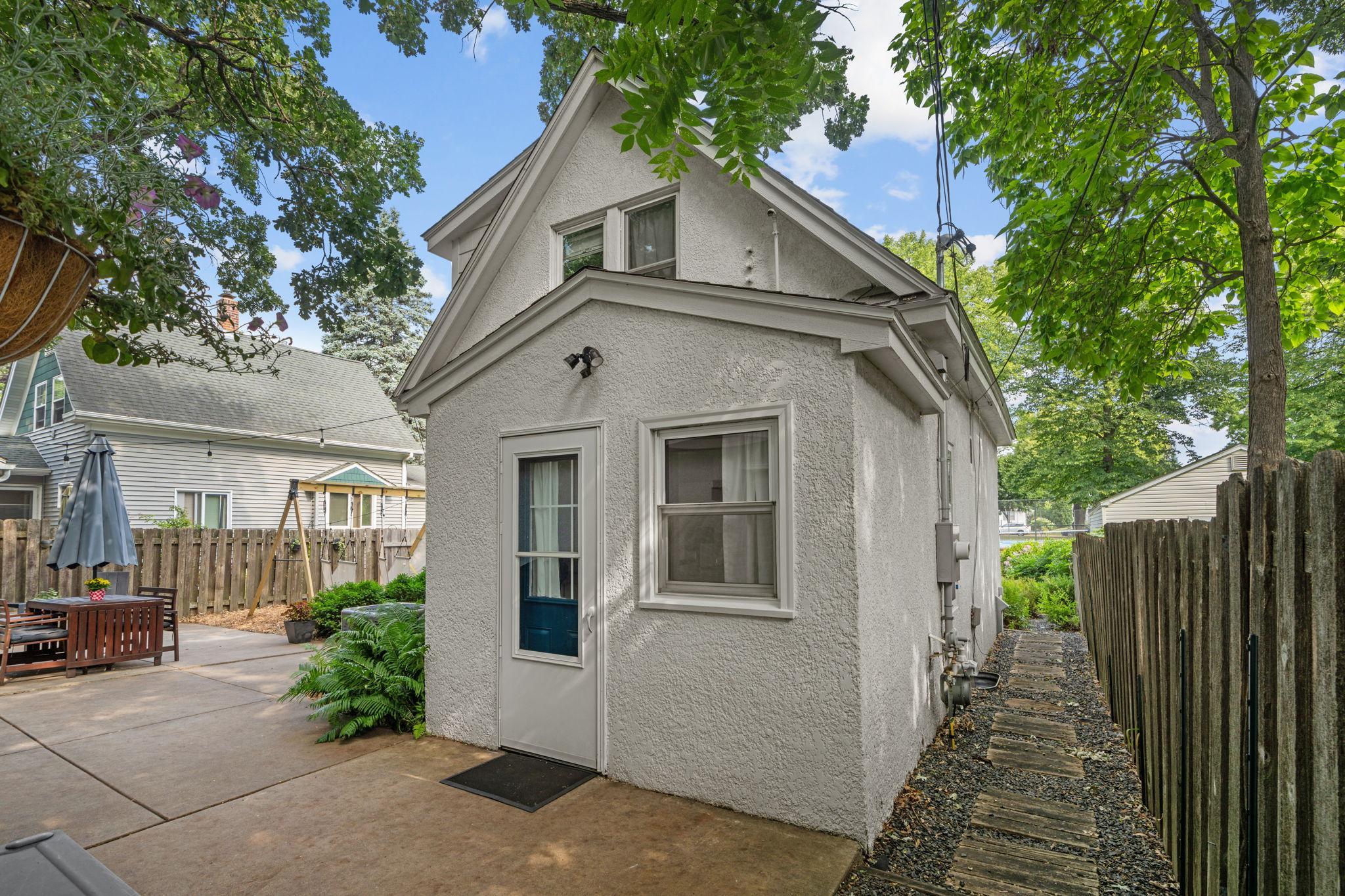 1830 Hewitt Avenue Property Photo 37