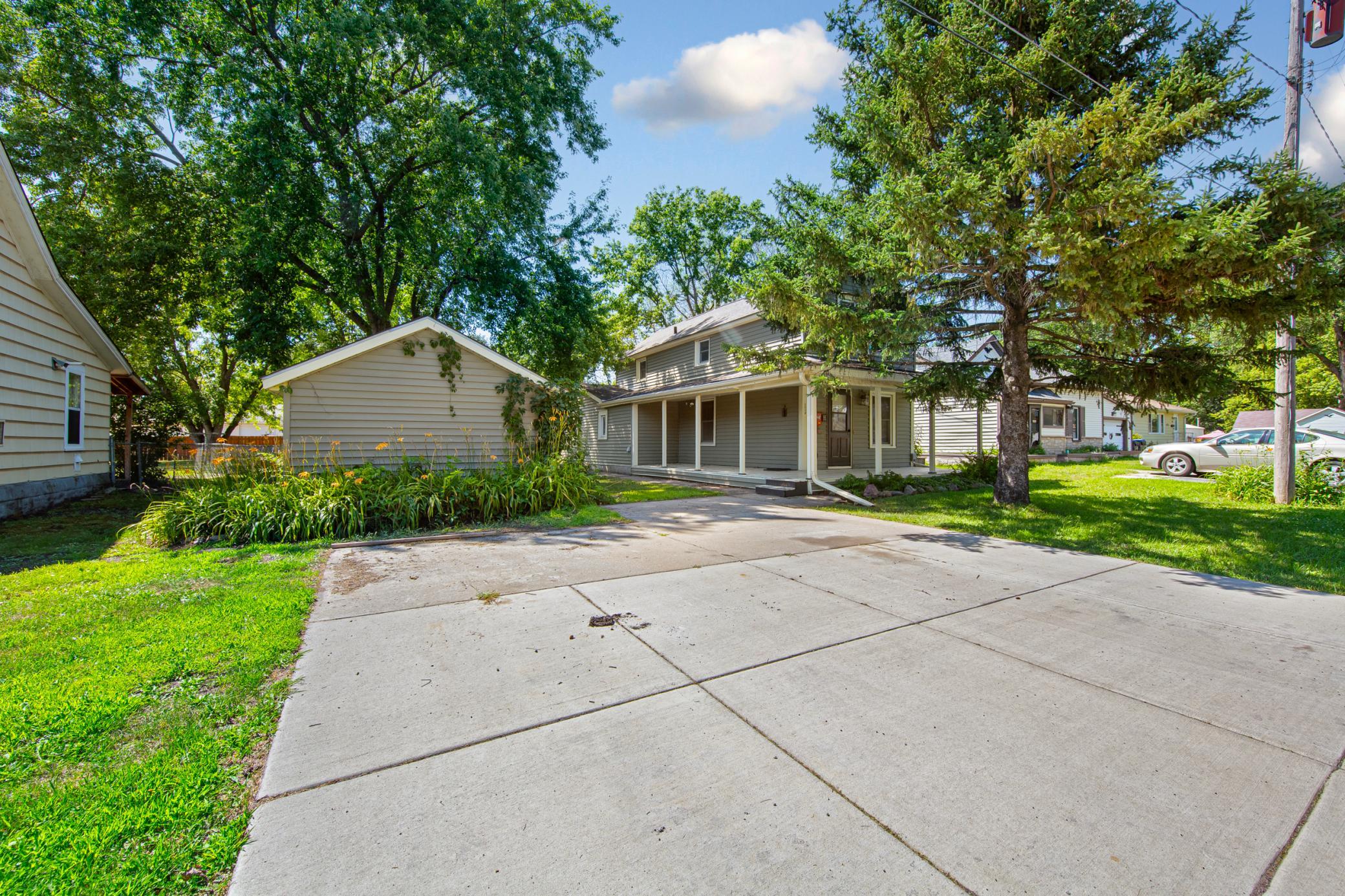 1518 4th Avenue Property Photo 4