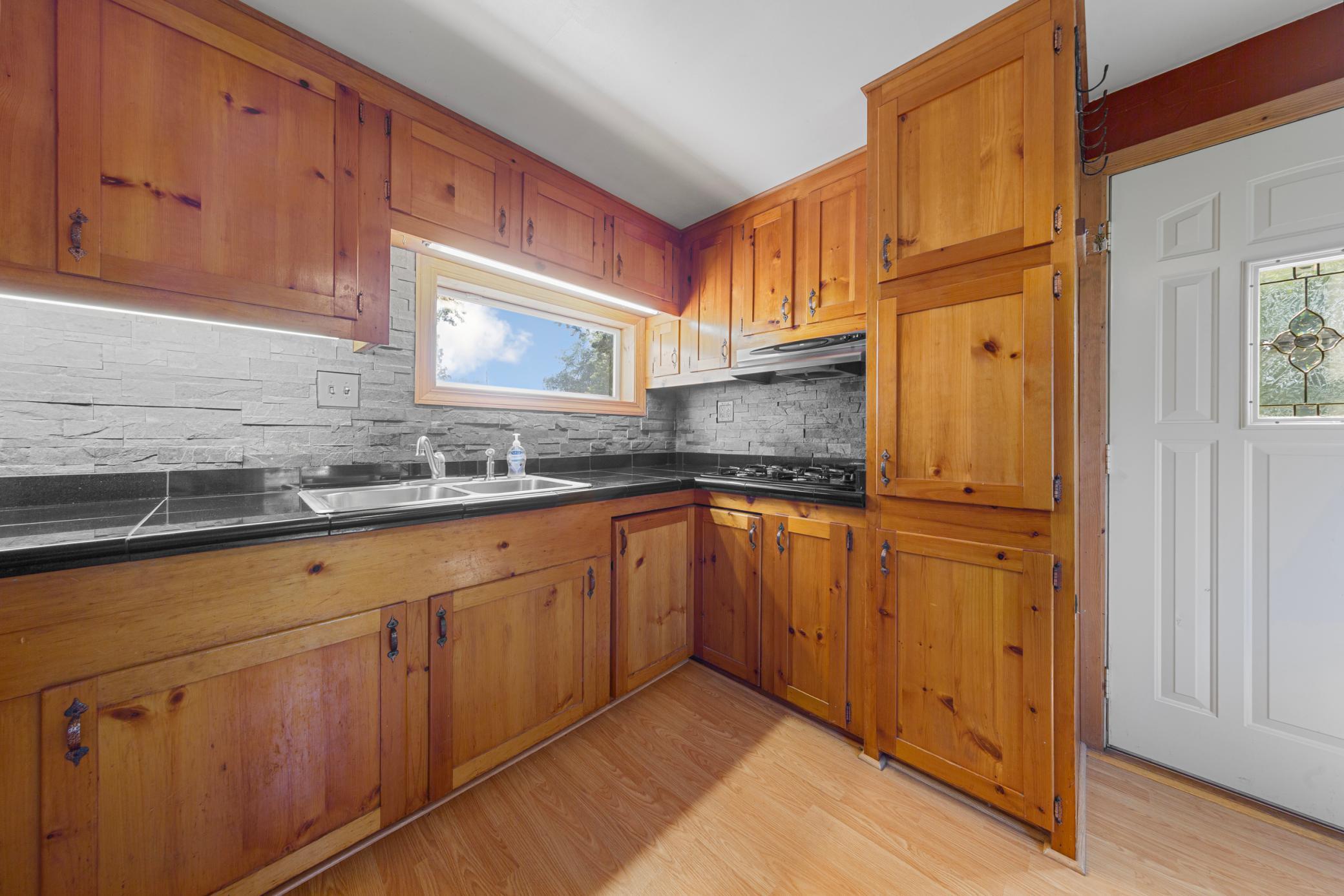 1518 4th Avenue Property Photo 22
