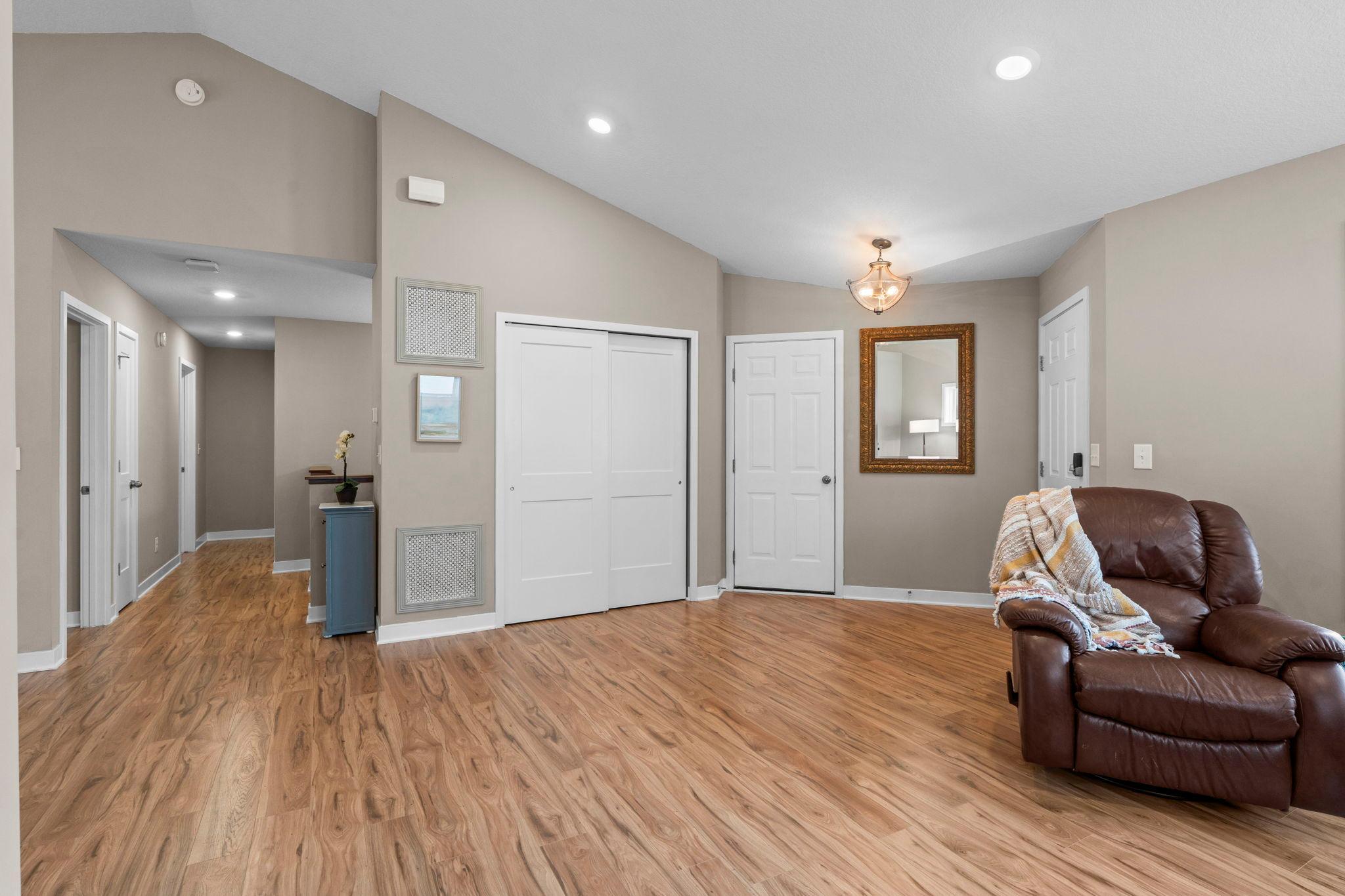 1515 138th Street E Property Photo 15