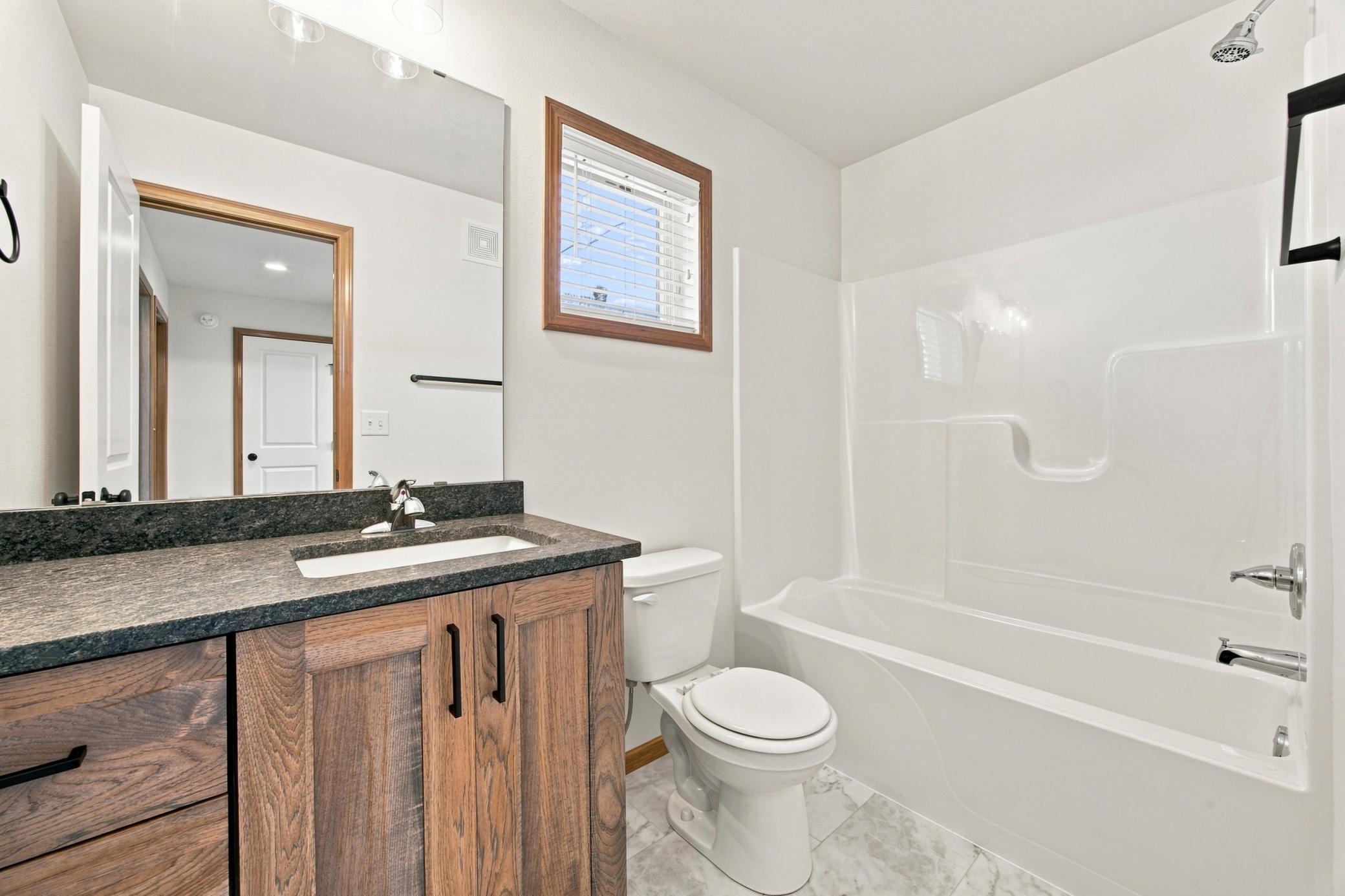 7318 Madelyn Lane S Property Photo 24