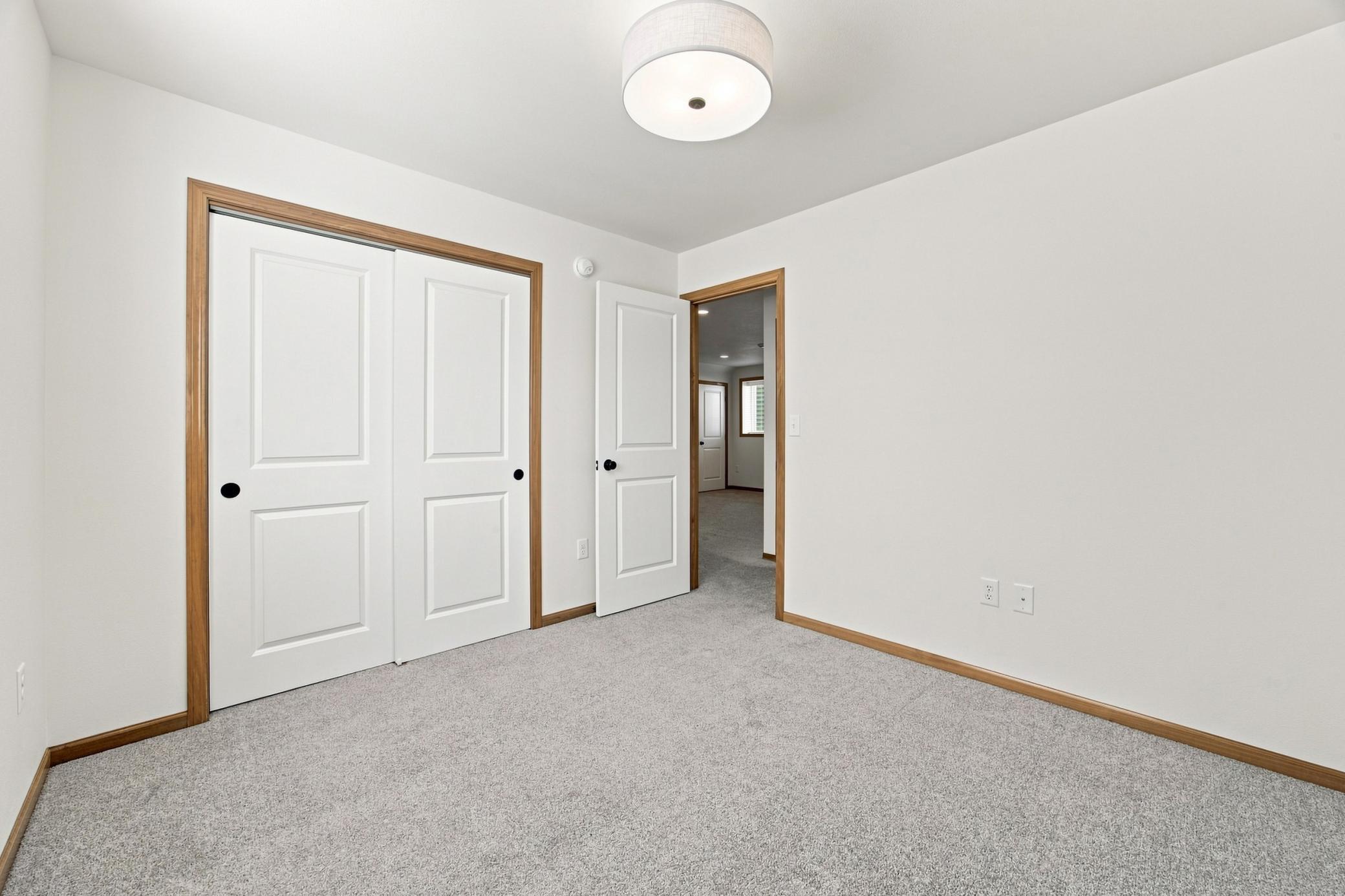 7318 Madelyn Lane S Property Photo 32