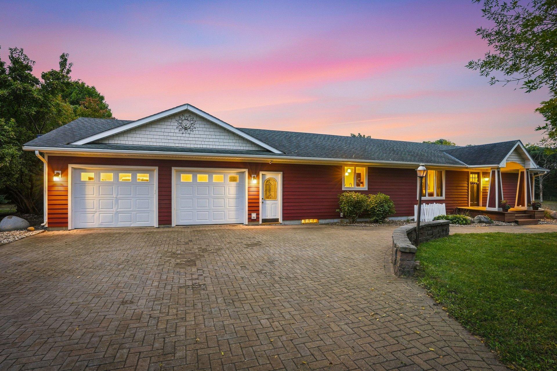 10525 Highway 25 Property Photo 3