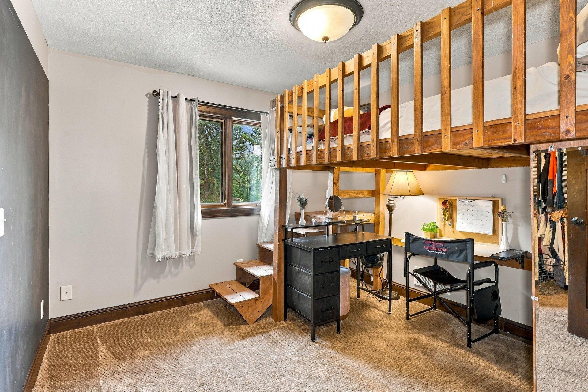 10525 Highway 25 Property Photo 15