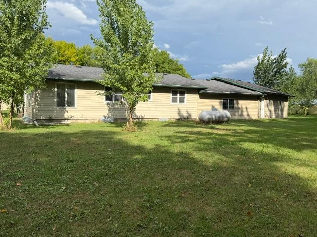 1440 250th Street Property Photo 2