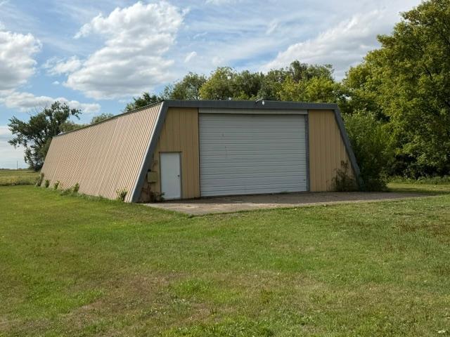 1440 250th Street Property Photo 5