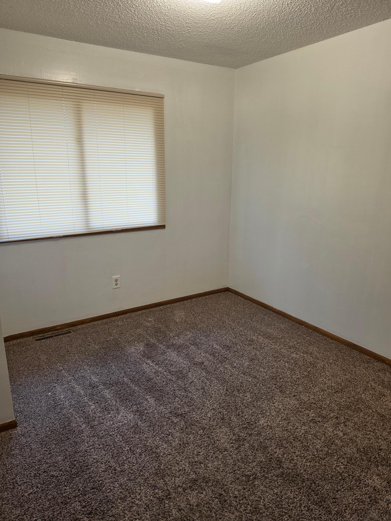 9310,12 Ryan Place Property Photo 10