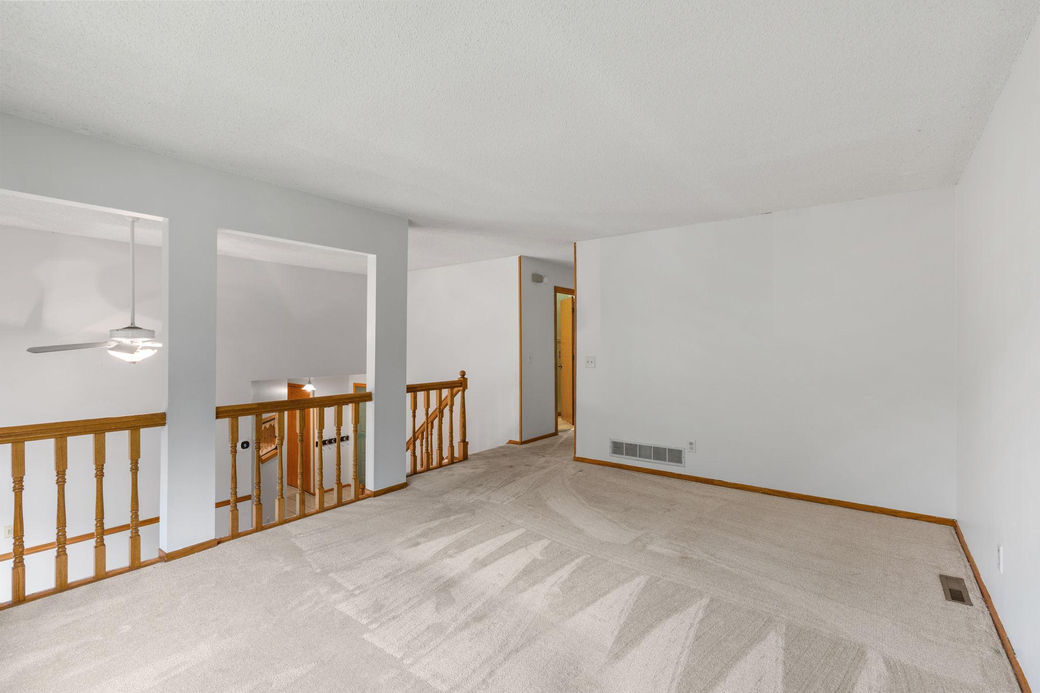 9163 Ranchview Lane N Property Photo 10