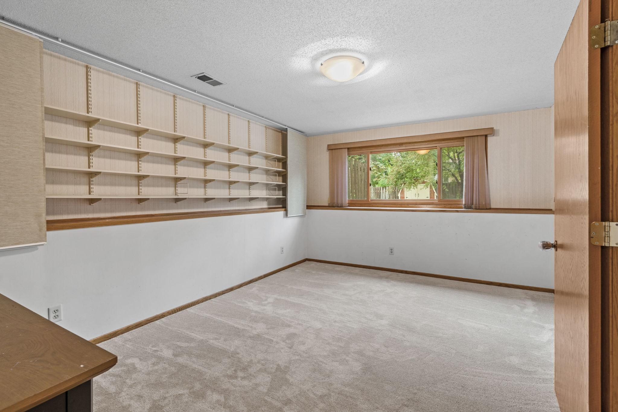 9163 Ranchview Lane N Property Photo 17