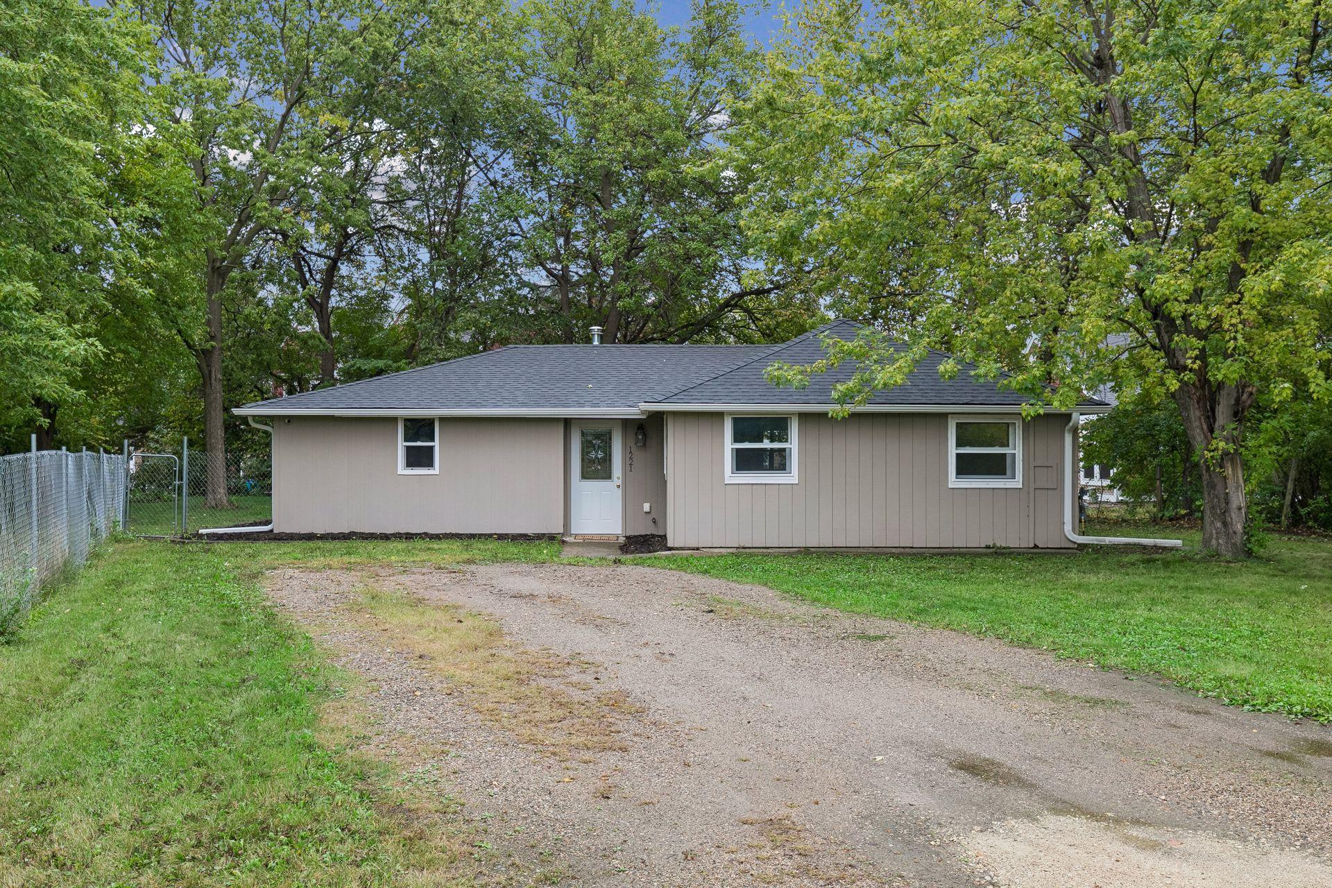 1221 Jefferson Road Property Photo 2