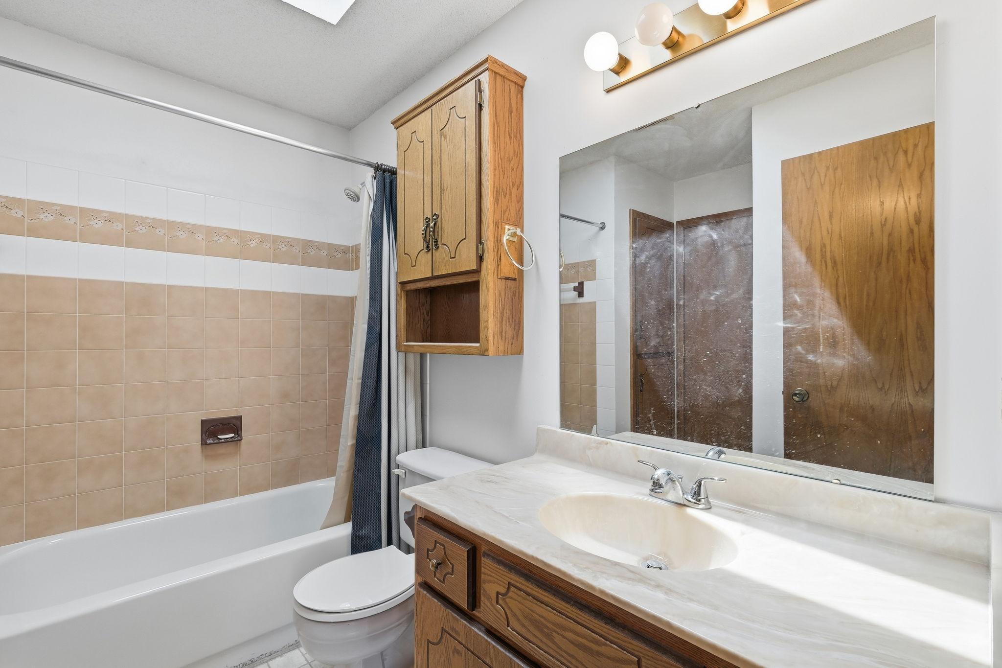 12048 Oregon Circle N Property Photo 12