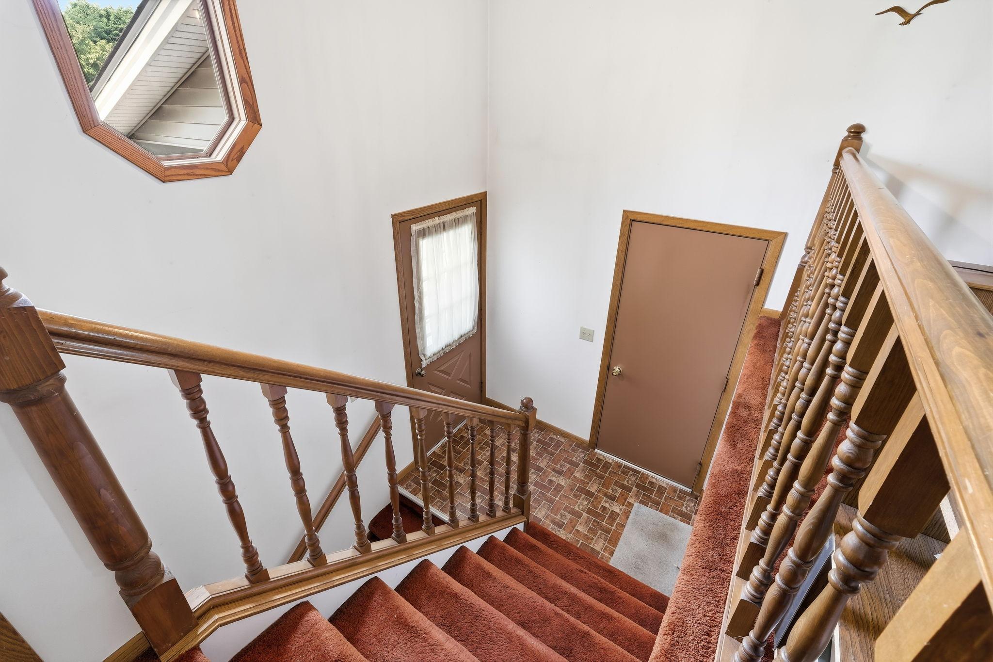 12048 Oregon Circle N Property Photo 14