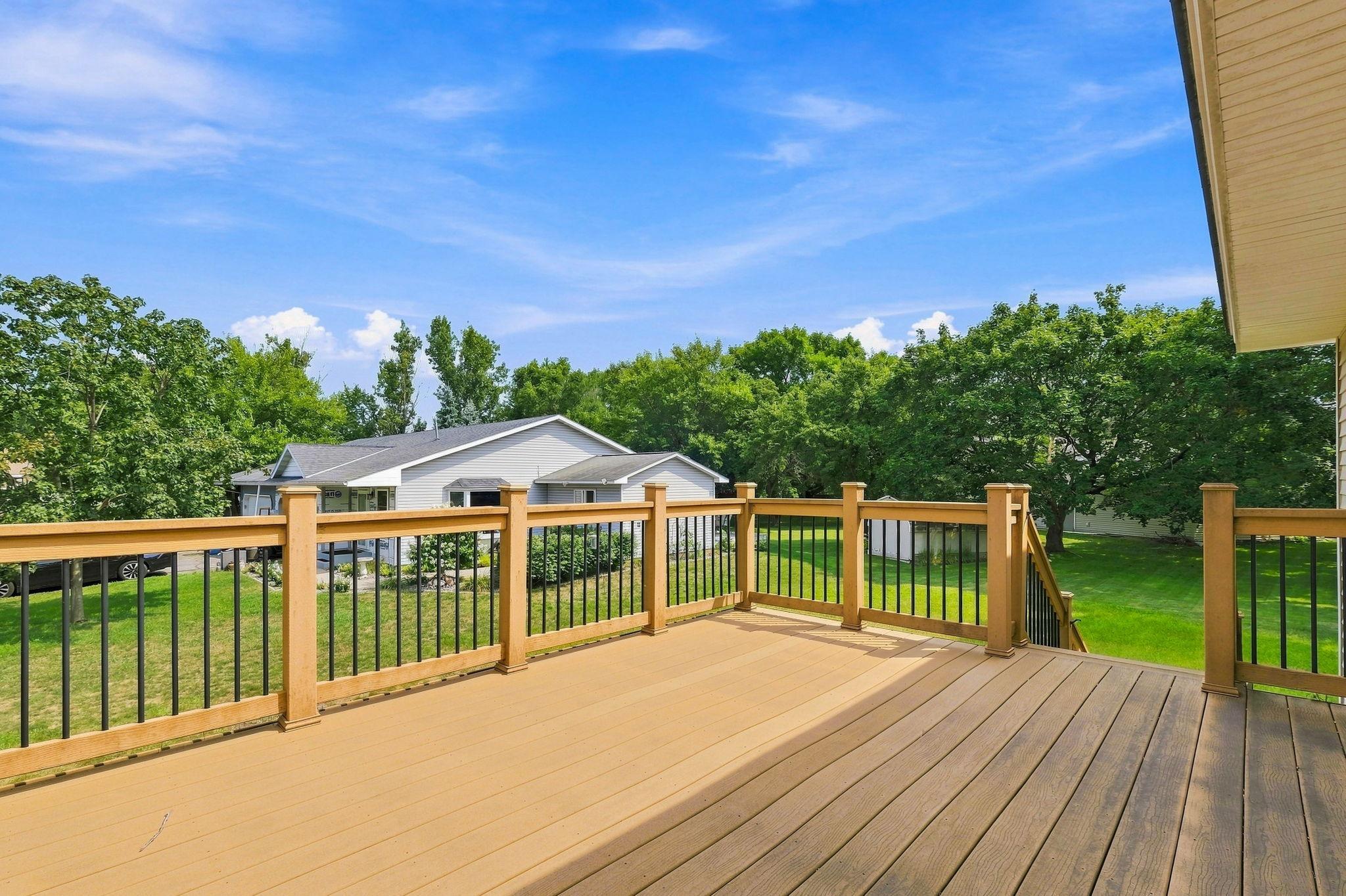 12048 Oregon Circle N Property Photo 18
