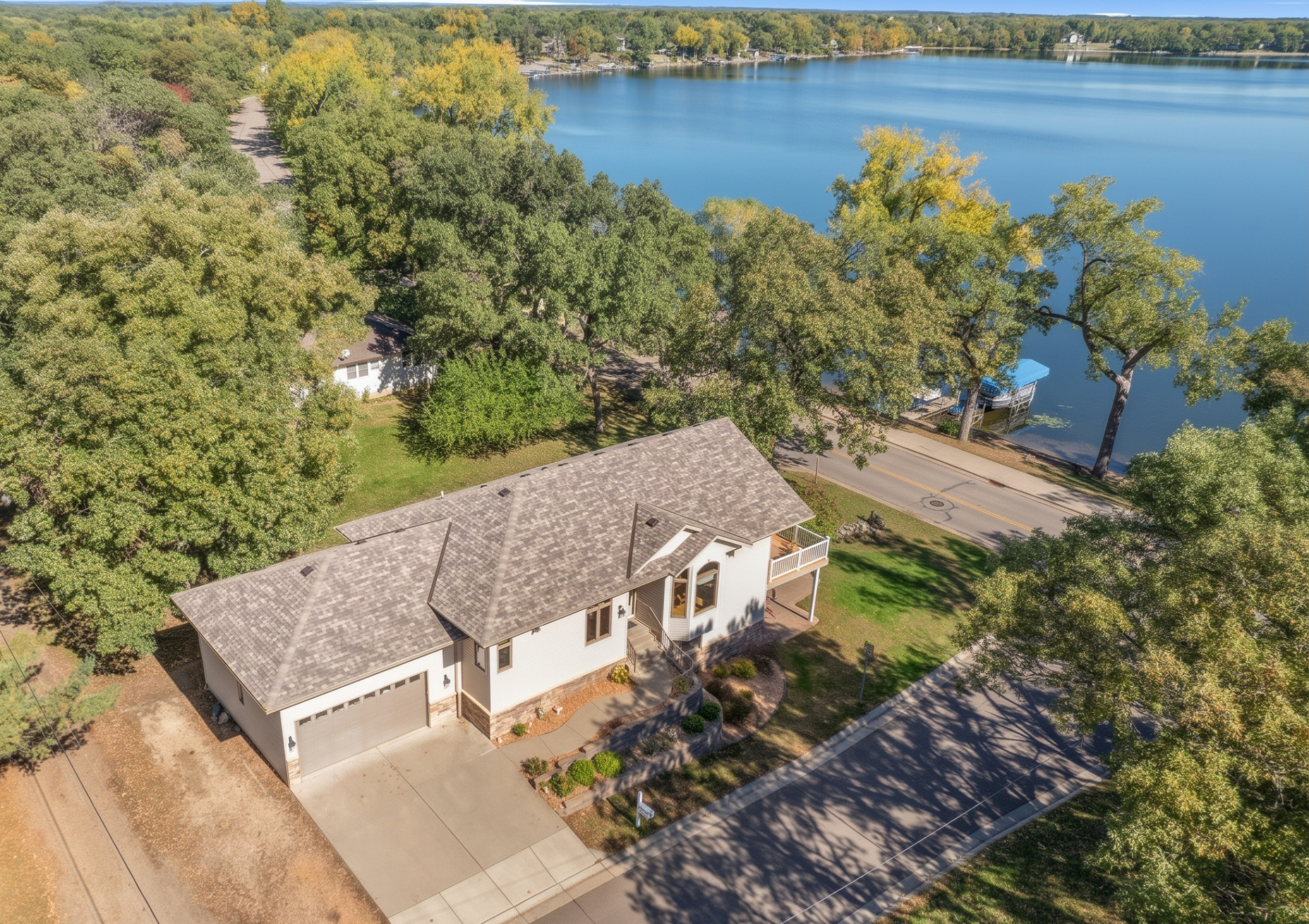 1001 Lakeshore Drive Property Photo 1