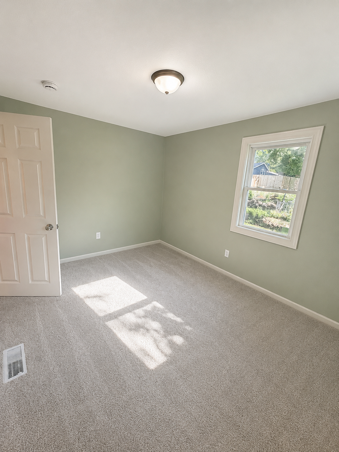 3046 Dundee Lane Property Photo 4