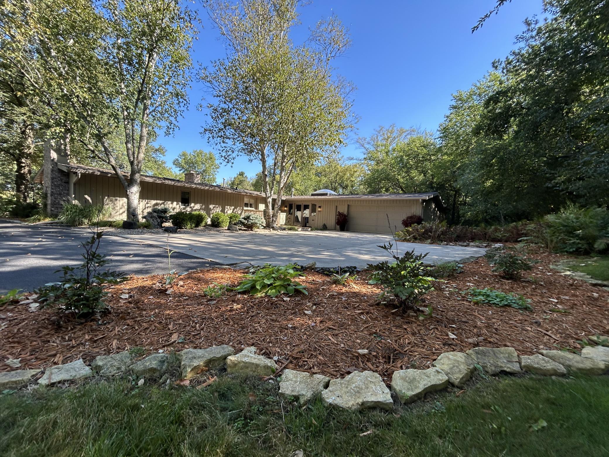 2010 Merrihills Drive Sw Property Photo 1