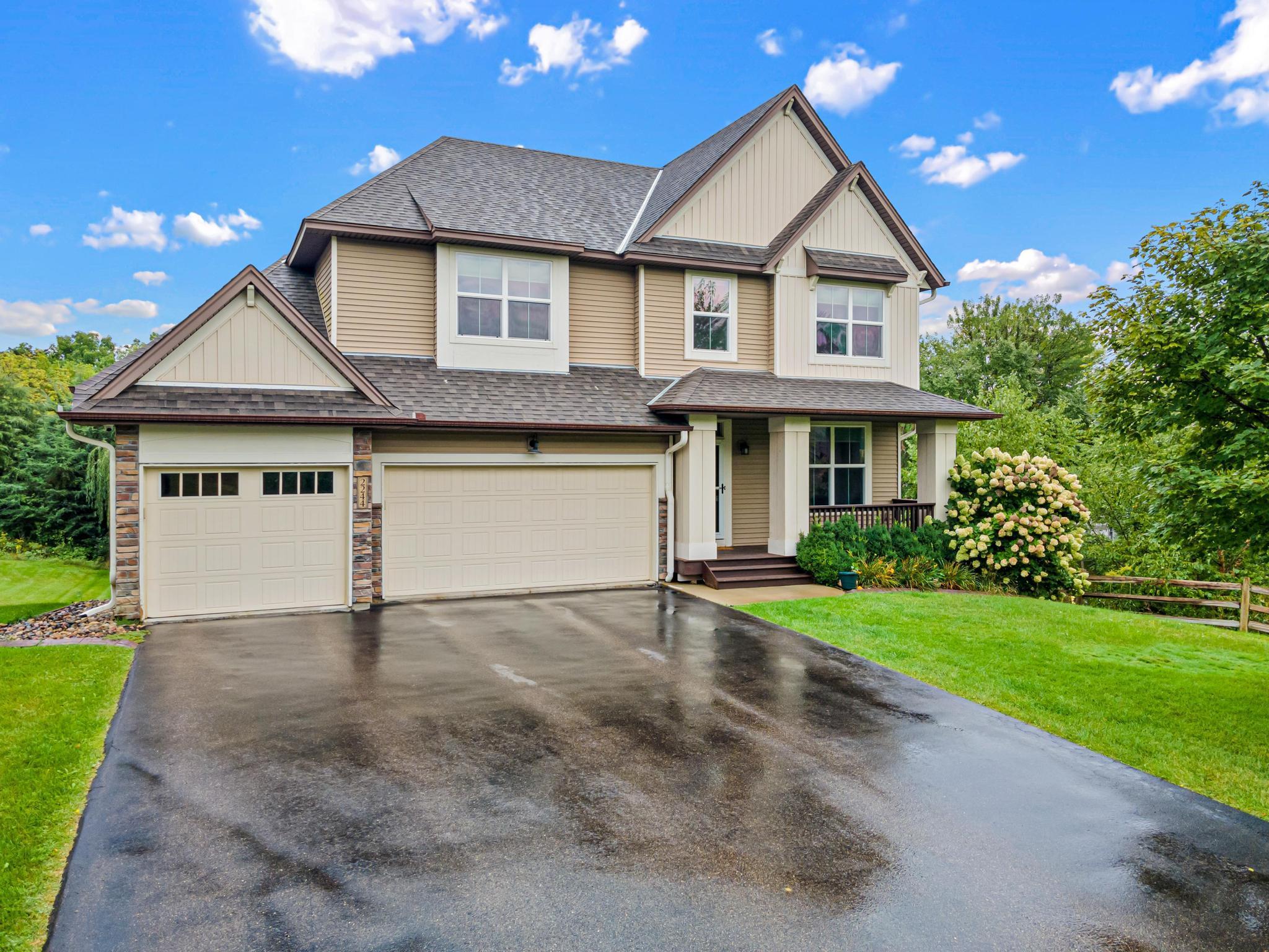 2244 Woodlyn Ridge Court Property Photo 1