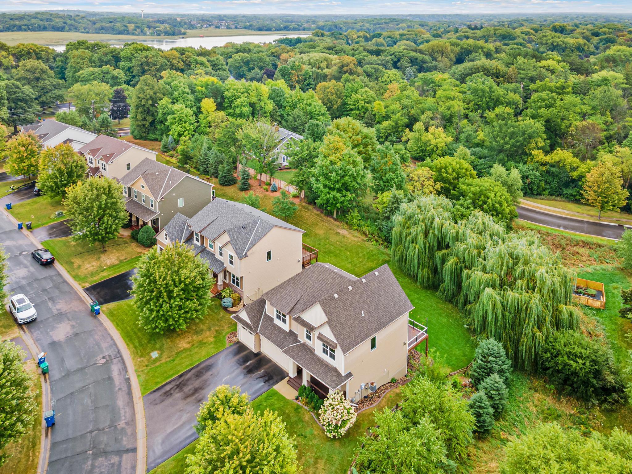 2244 Woodlyn Ridge Court Property Photo 4