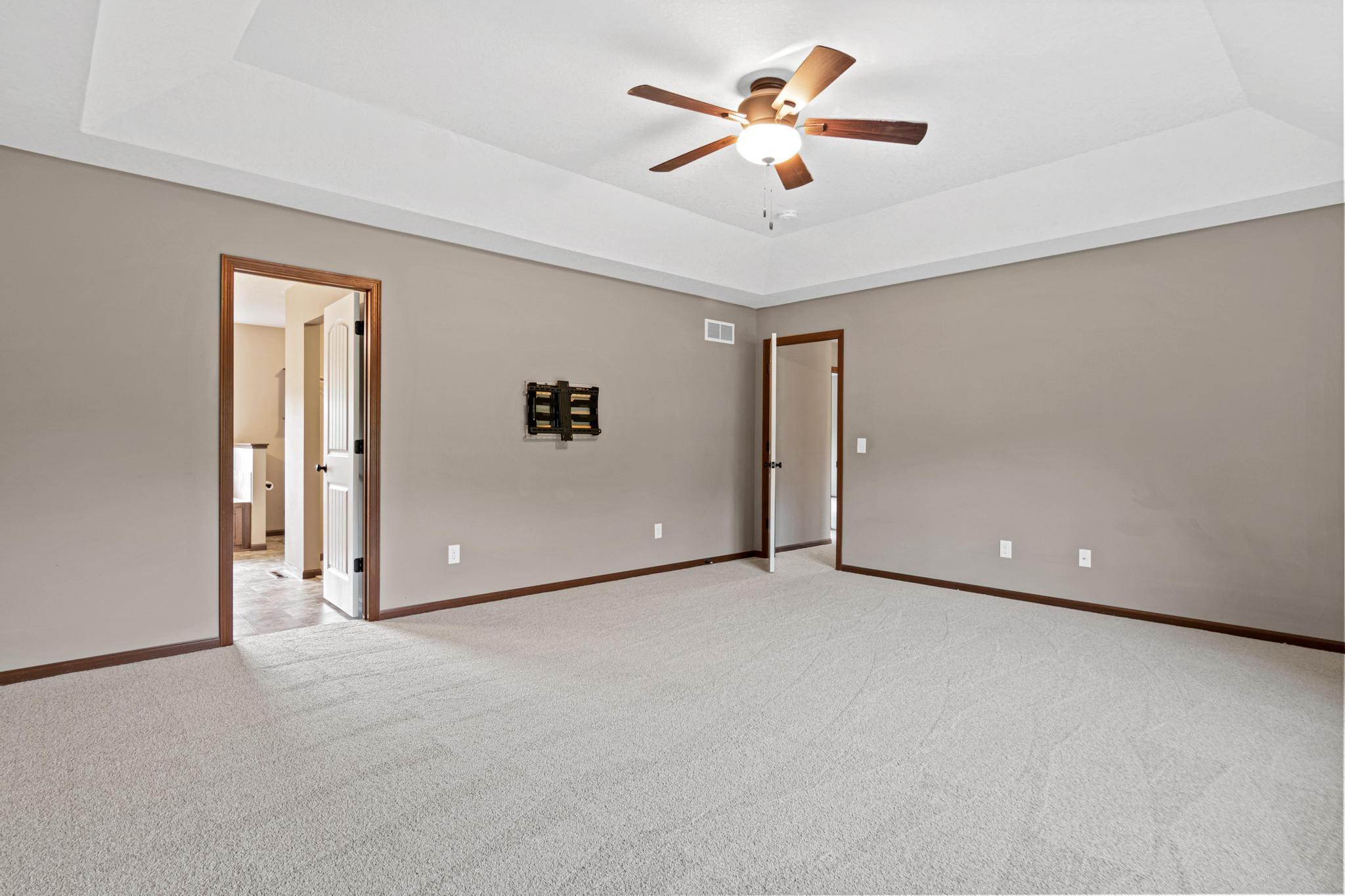 2244 Woodlyn Ridge Court Property Photo 17