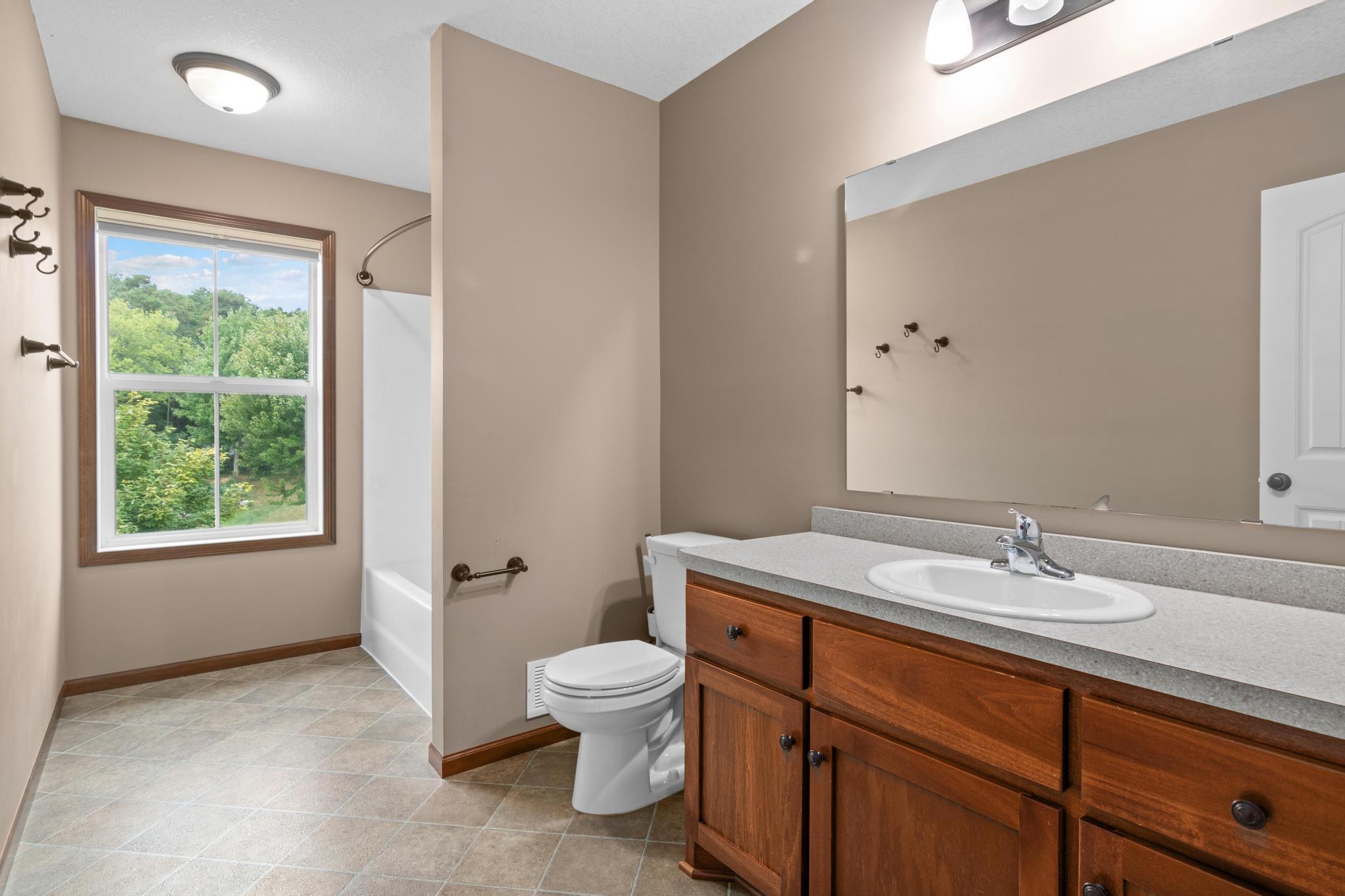 2244 Woodlyn Ridge Court Property Photo 24