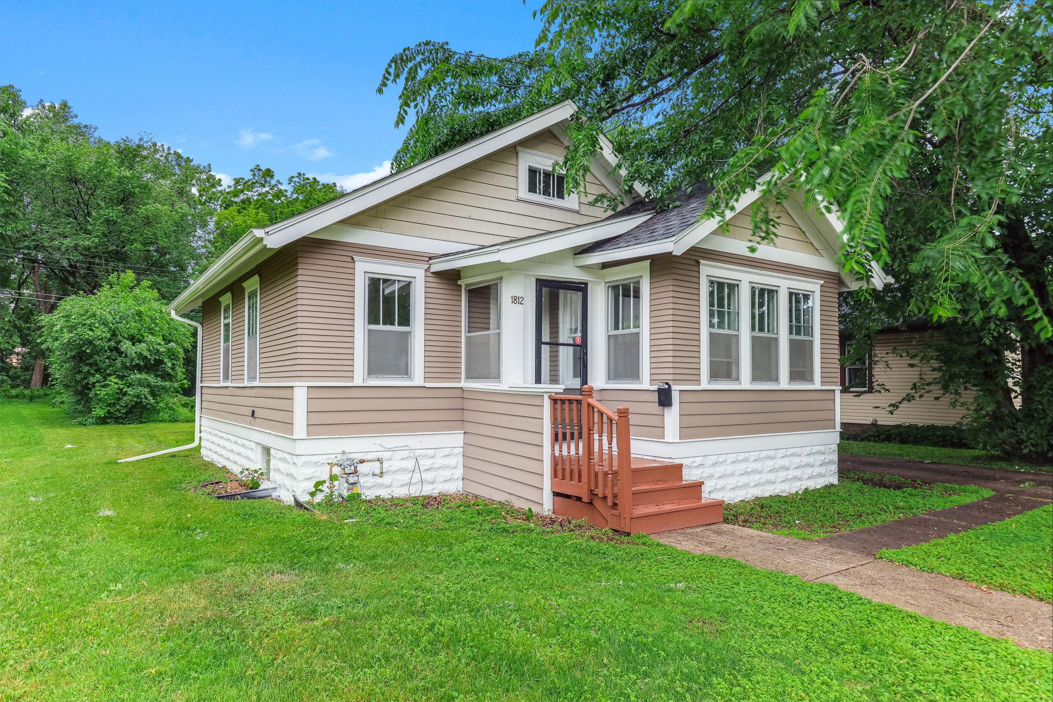 1812 Minnehaha Avenue E Property Photo 1
