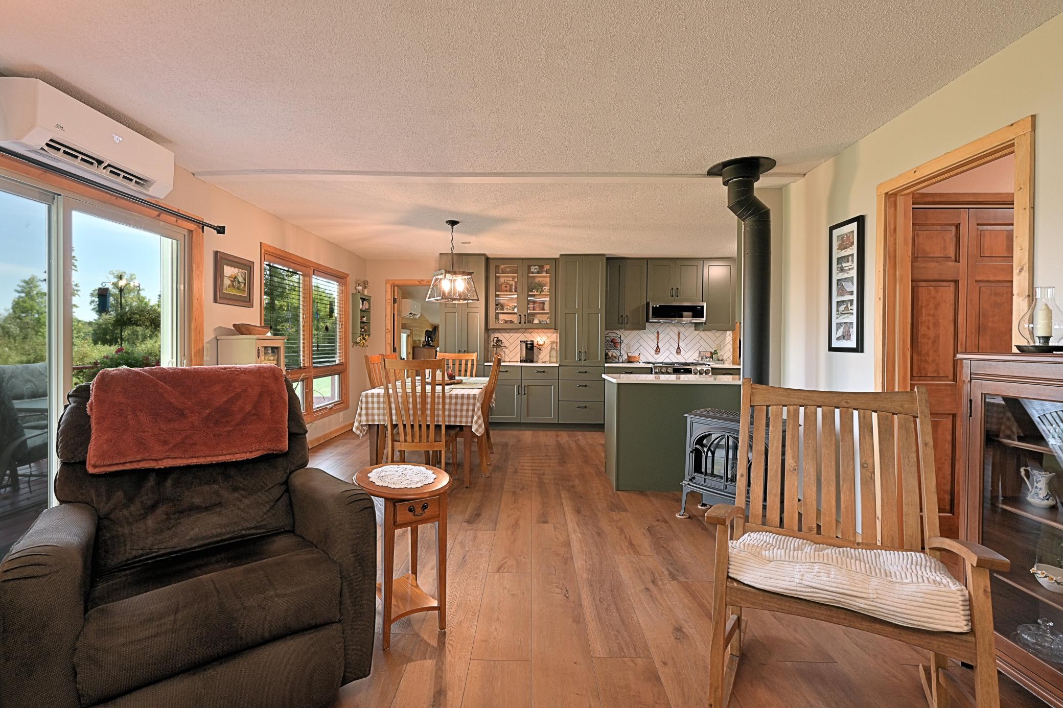 55556 Eggar Road Property Photo 8
