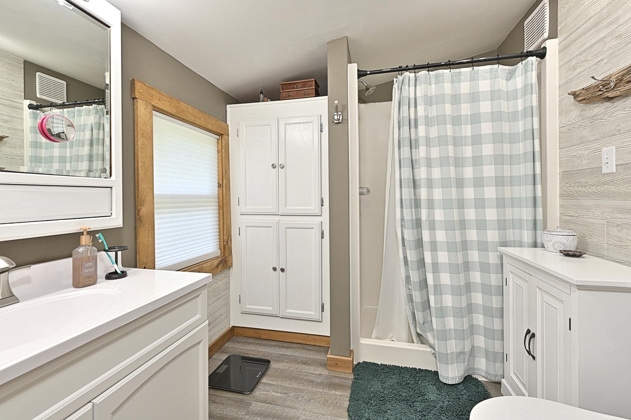 55556 Eggar Road Property Photo 17
