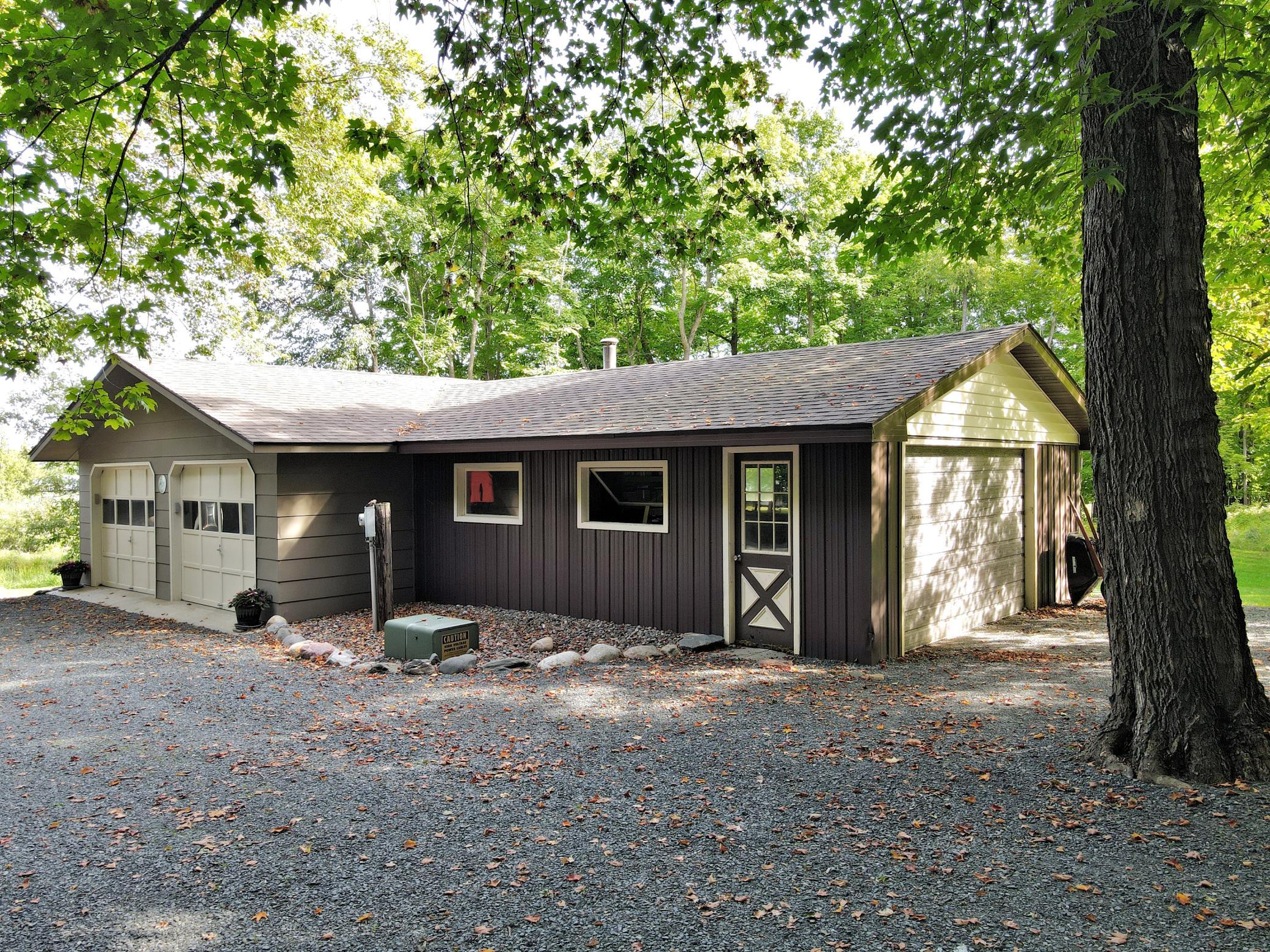 55556 Eggar Road Property Photo 27