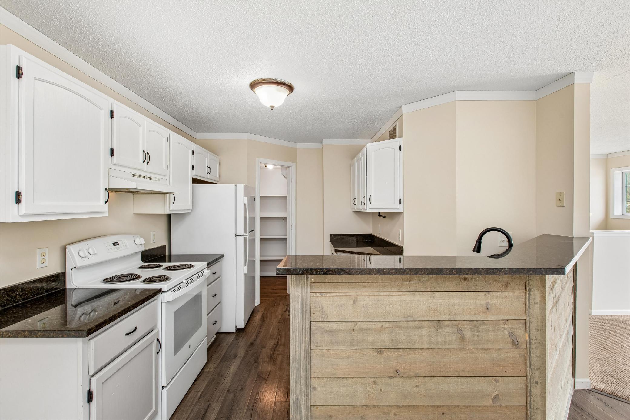 2313 117th Street E Property Photo 7