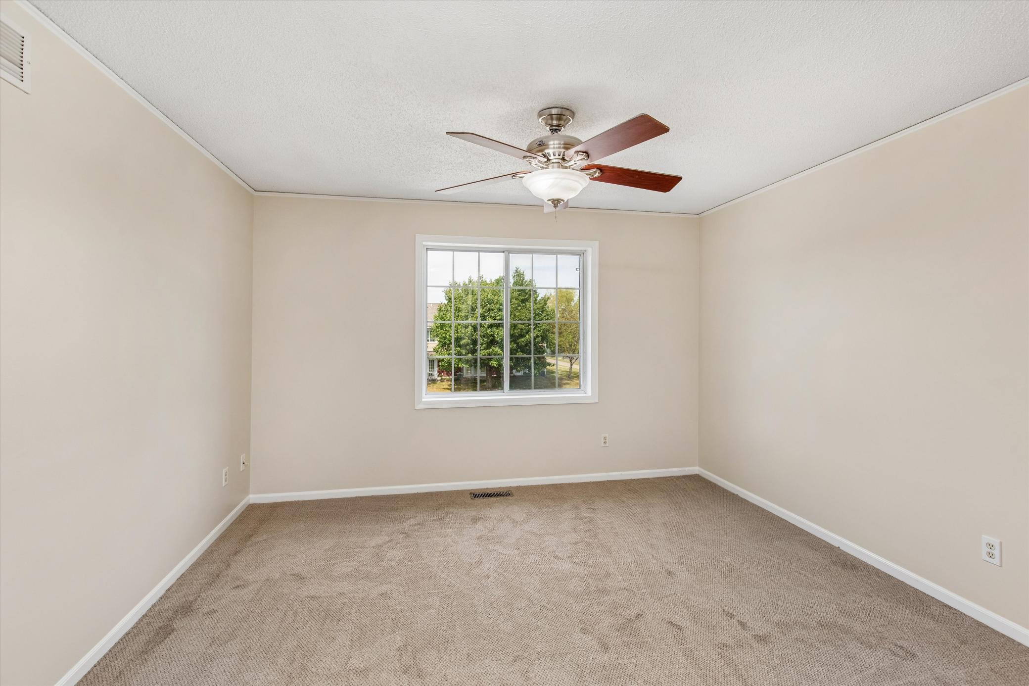 2313 117th Street E Property Photo 10
