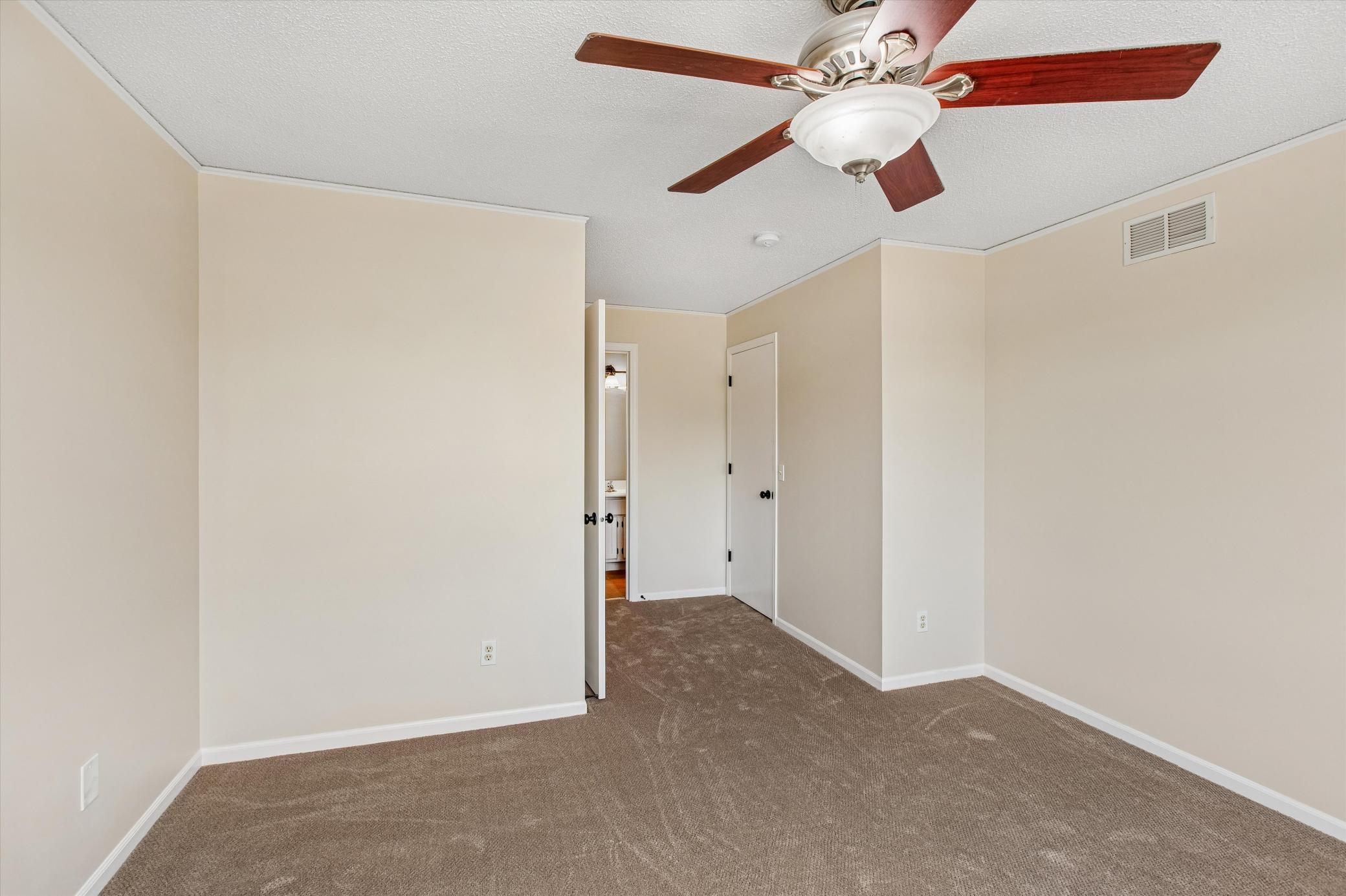 2313 117th Street E Property Photo 12
