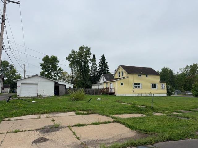 2604 5th Avenue W Property Photo 2