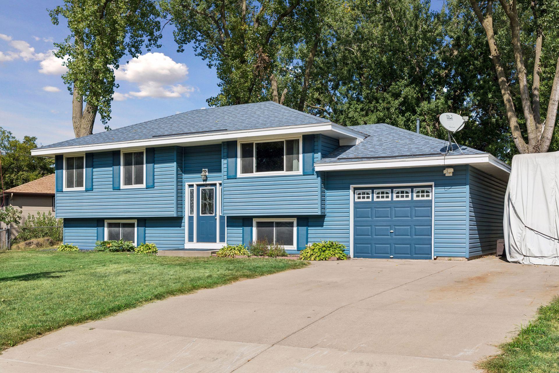 250 Stardust Boulevard Property Photo 2
