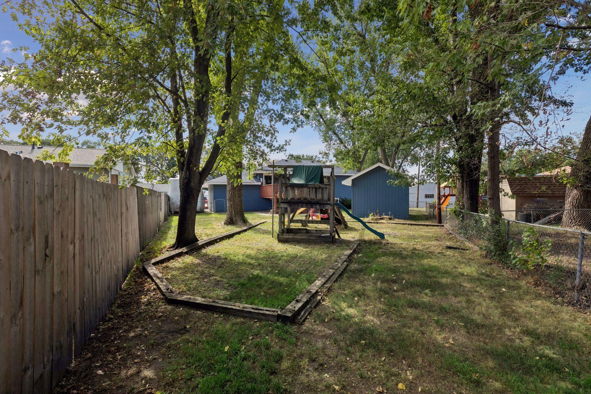 250 Stardust Boulevard Property Photo 25