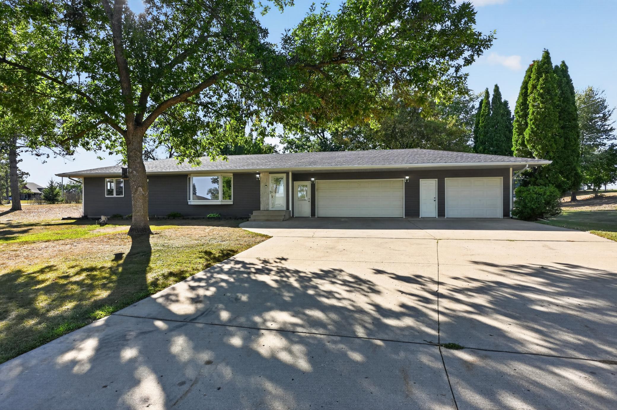 1576 W Latoka Drive Sw Property Photo 1