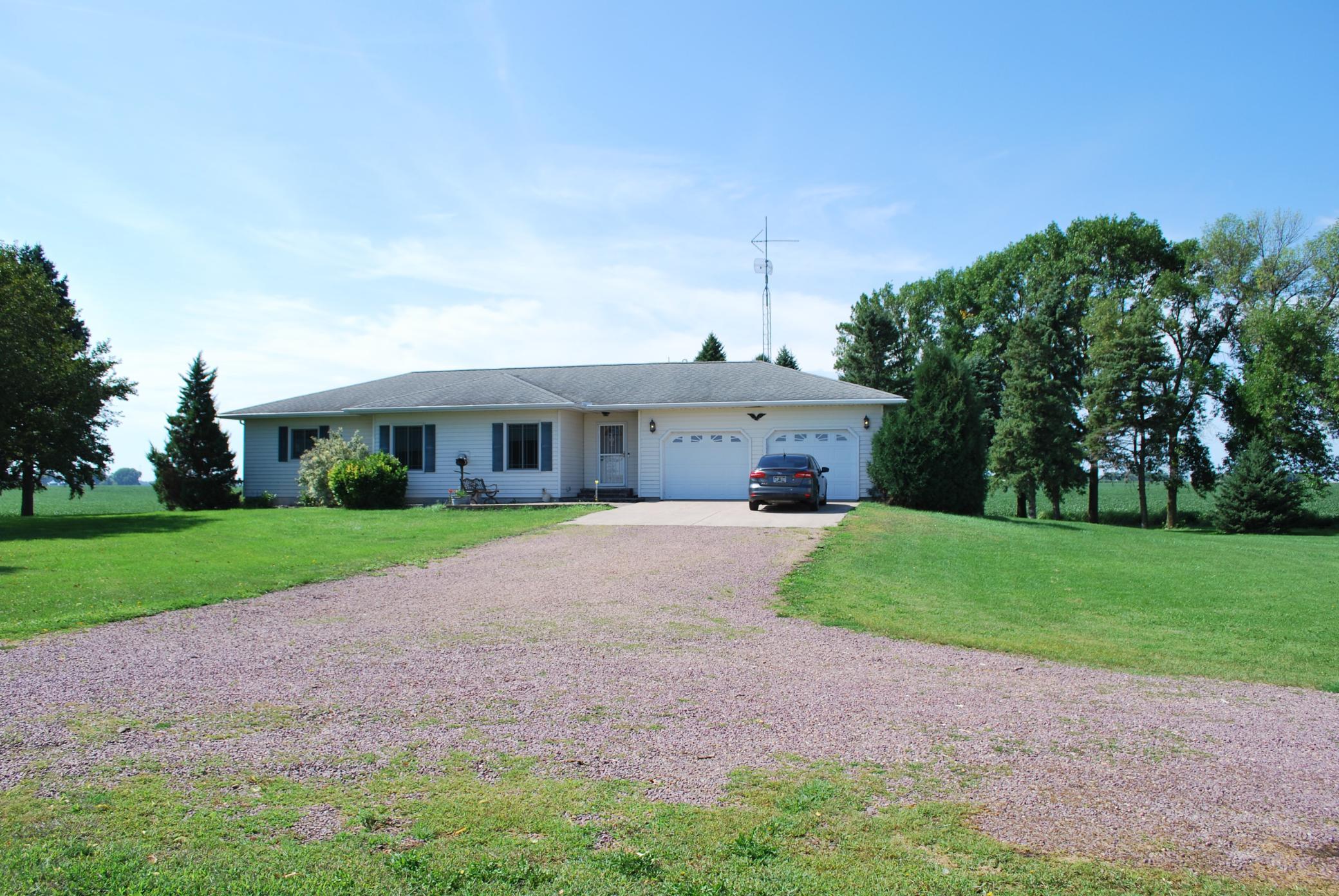 36237 State Highway 15 Property Photo 1
