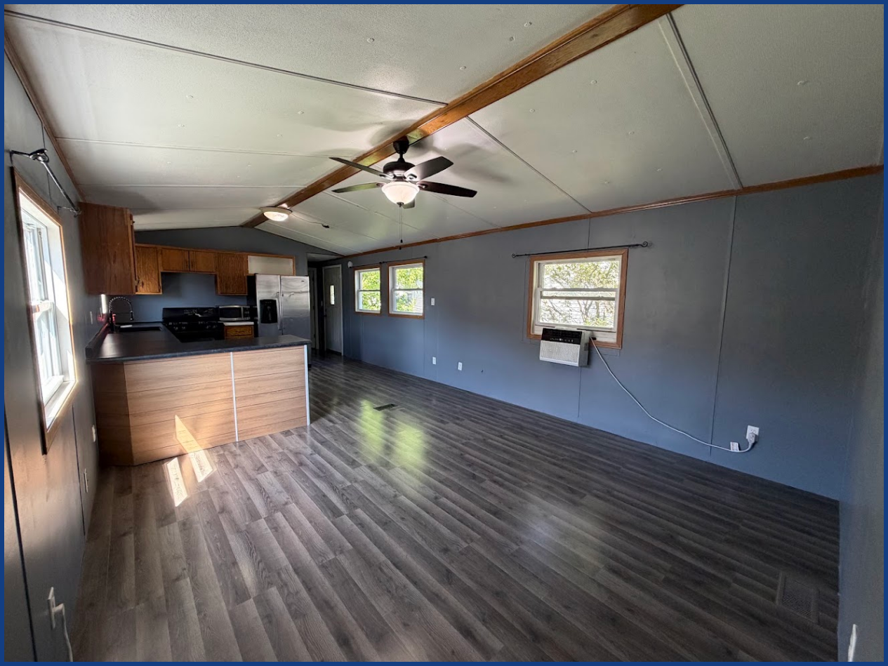 1613 Deerwood Drive Ne Property Photo 3