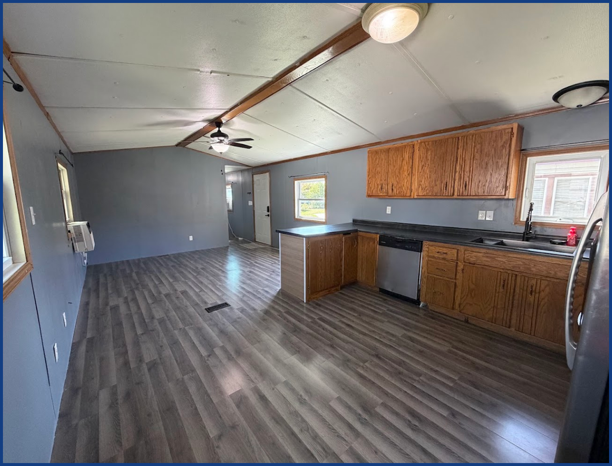 1613 Deerwood Drive Ne Property Photo 7