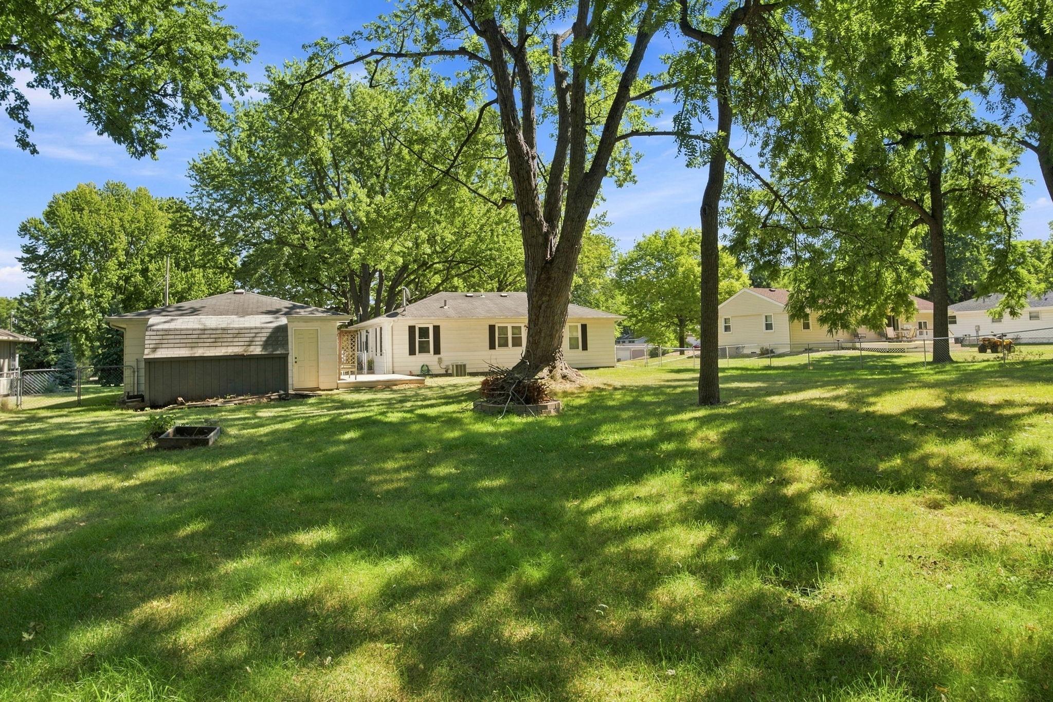 125 Hackberry Hill Property Photo 33