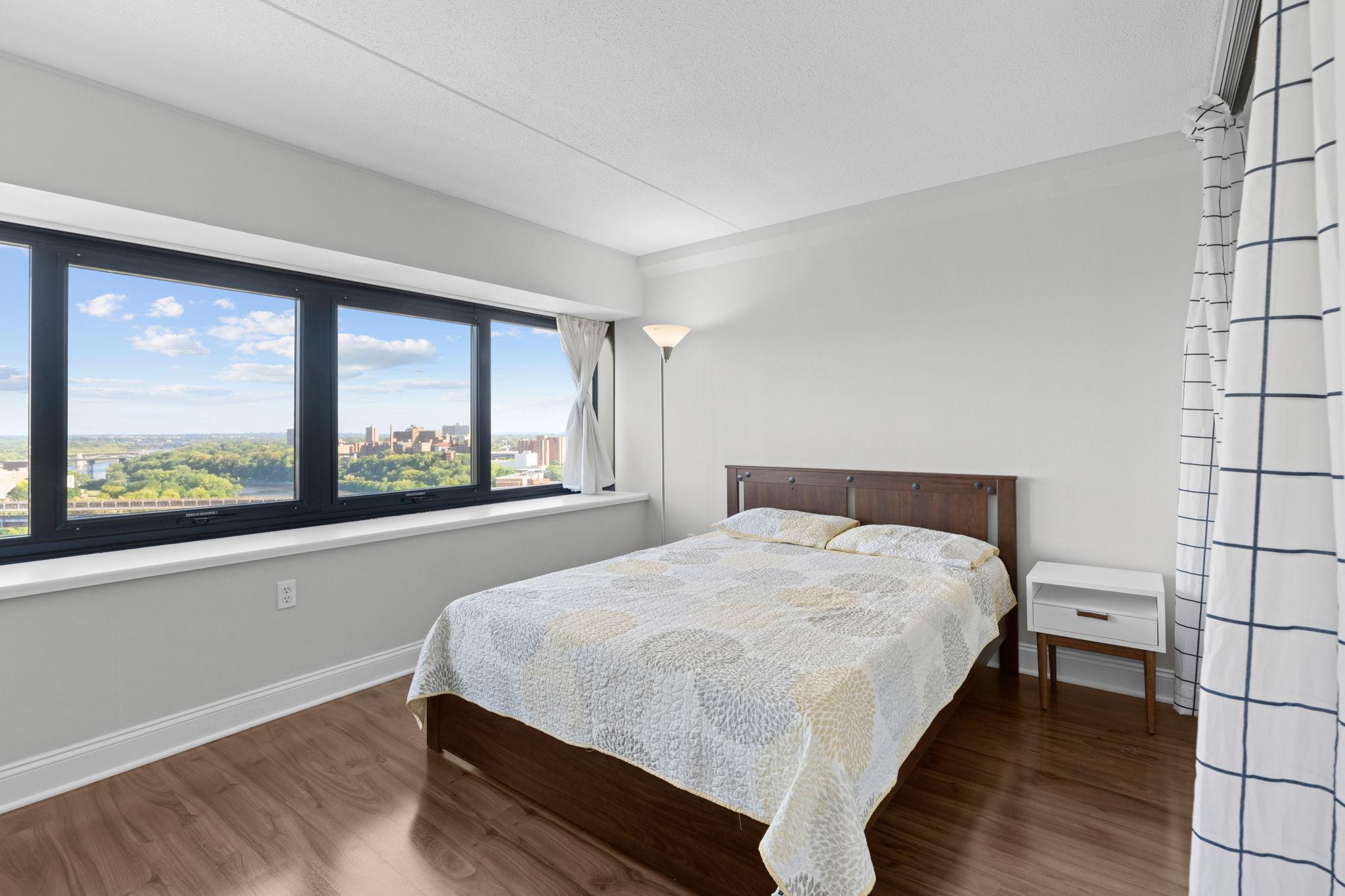 1920 S 1st Street 1508 Property Photo 12