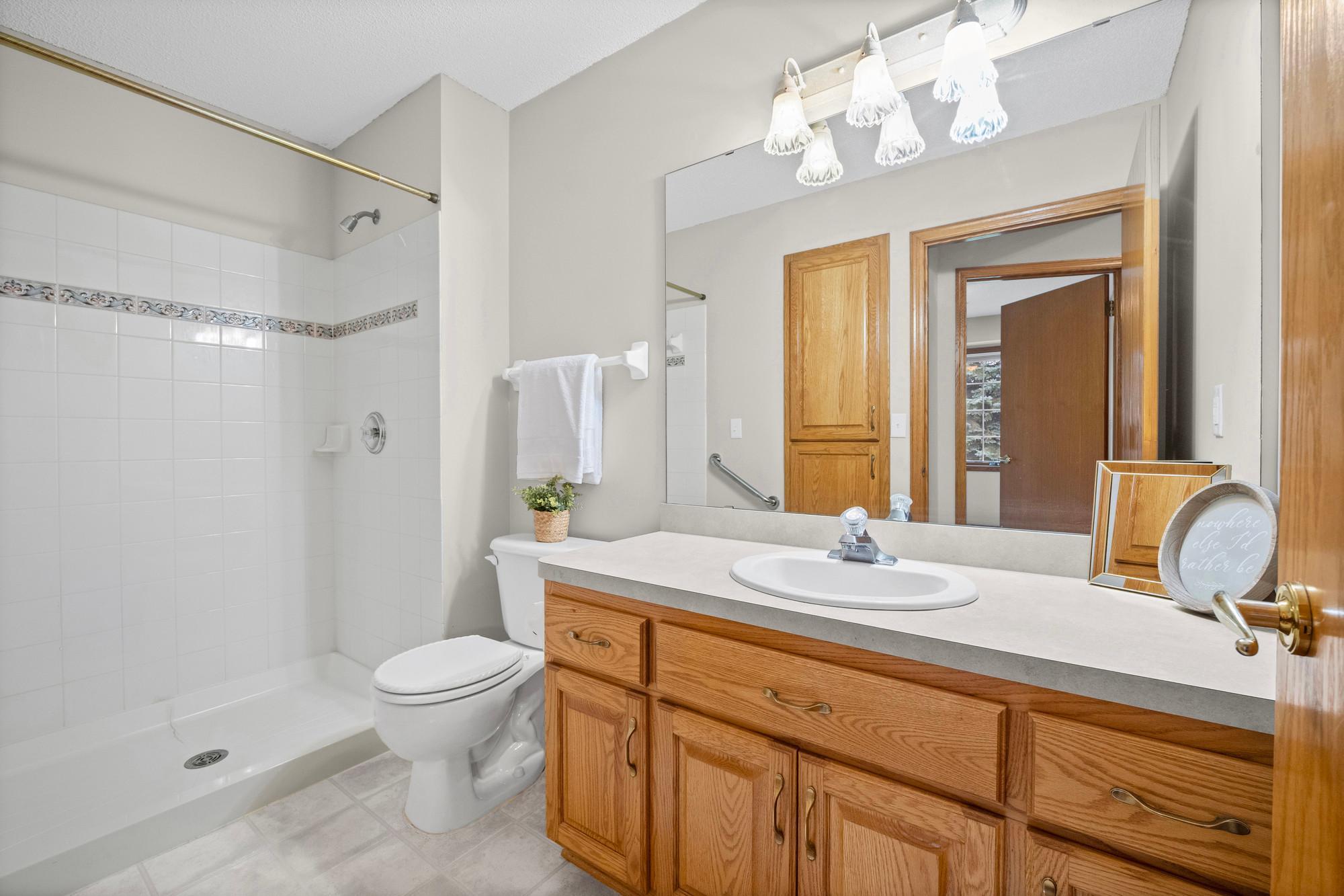 3801 Impatiens Lane N Property Photo 31