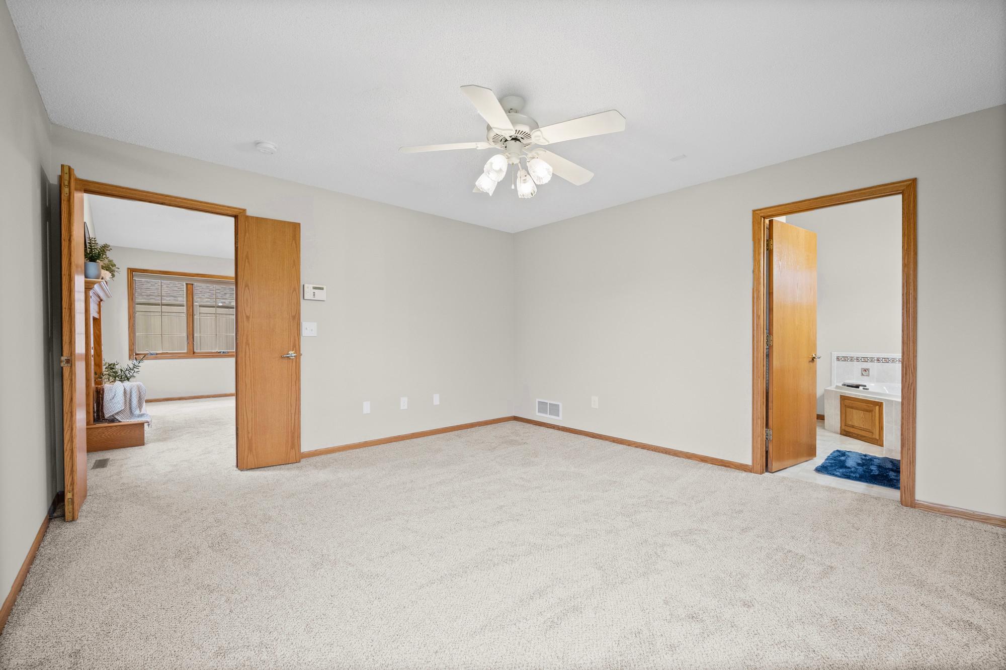 3801 Impatiens Lane N Property Photo 33