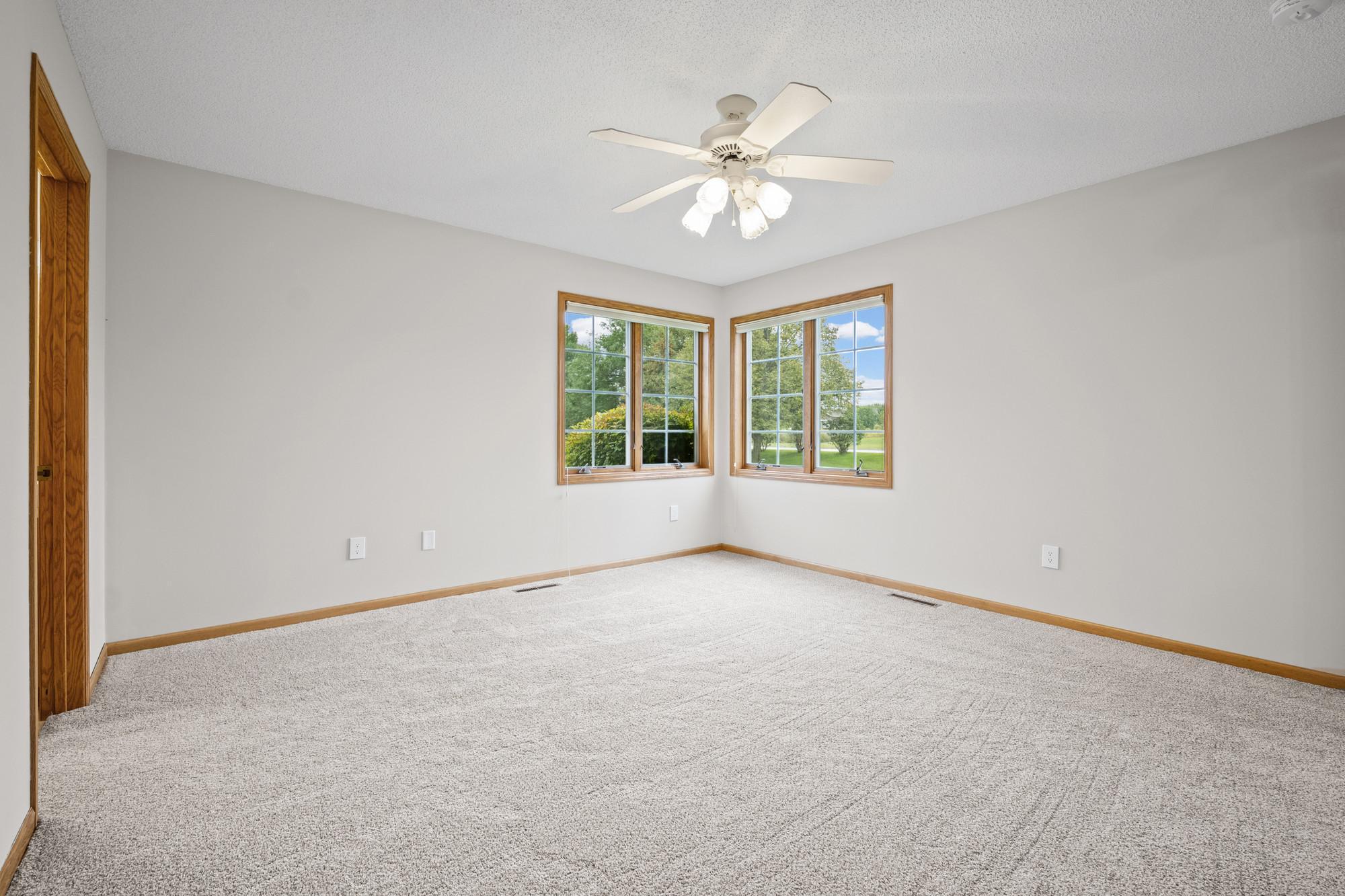 3801 Impatiens Lane N Property Photo 35