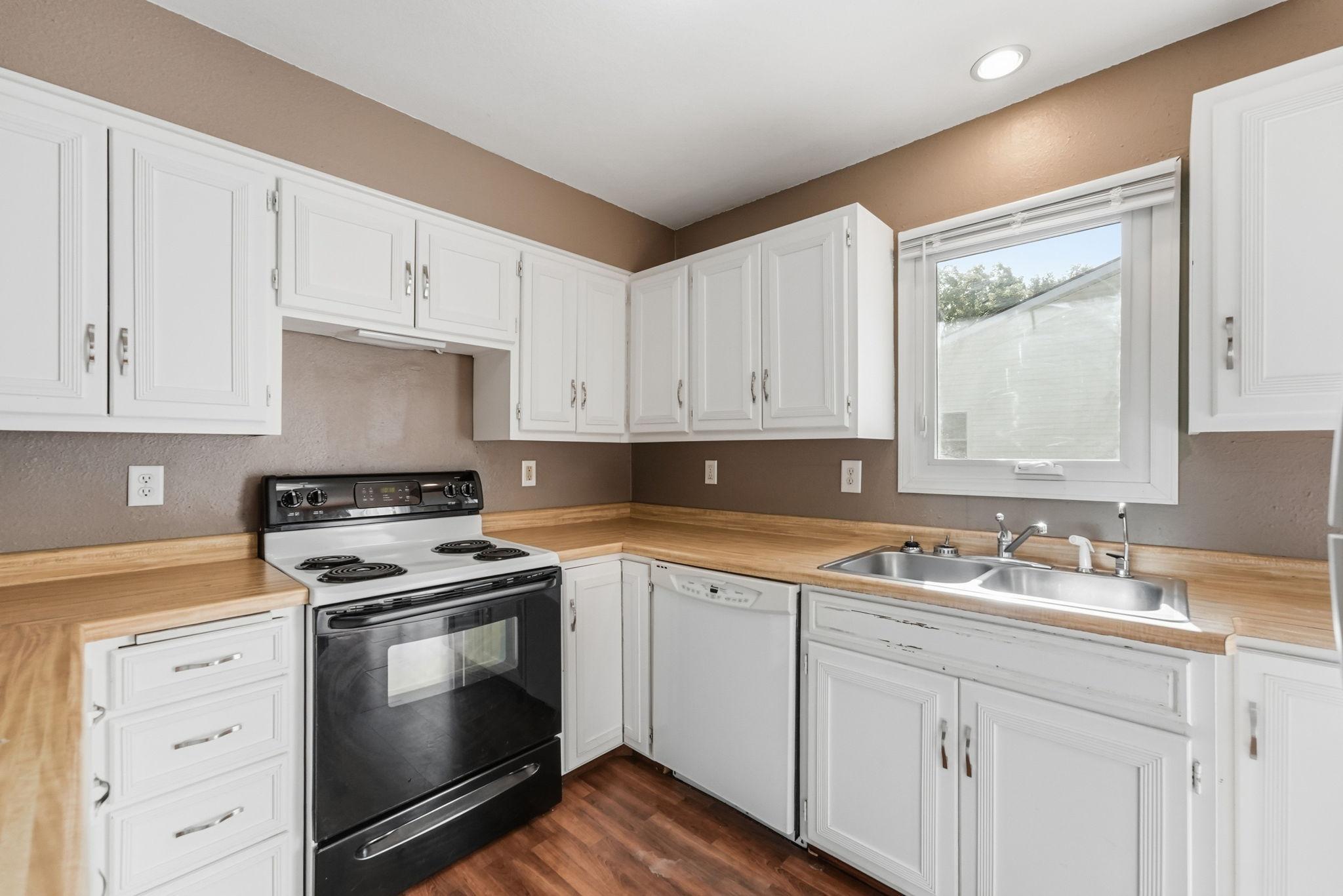 620 4th Avenue N Property Photo 16