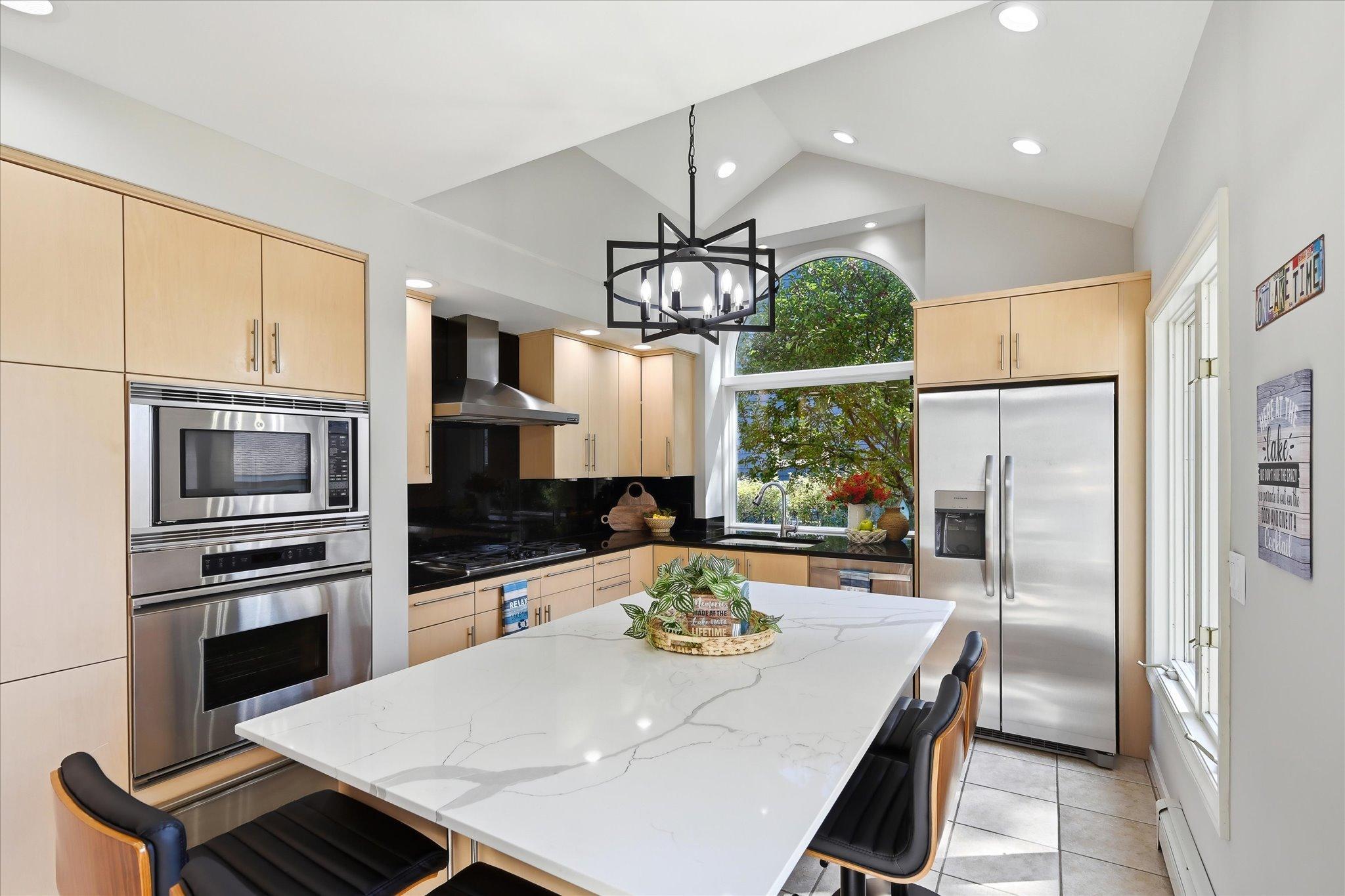 7 S Shore Drive Property Photo 15