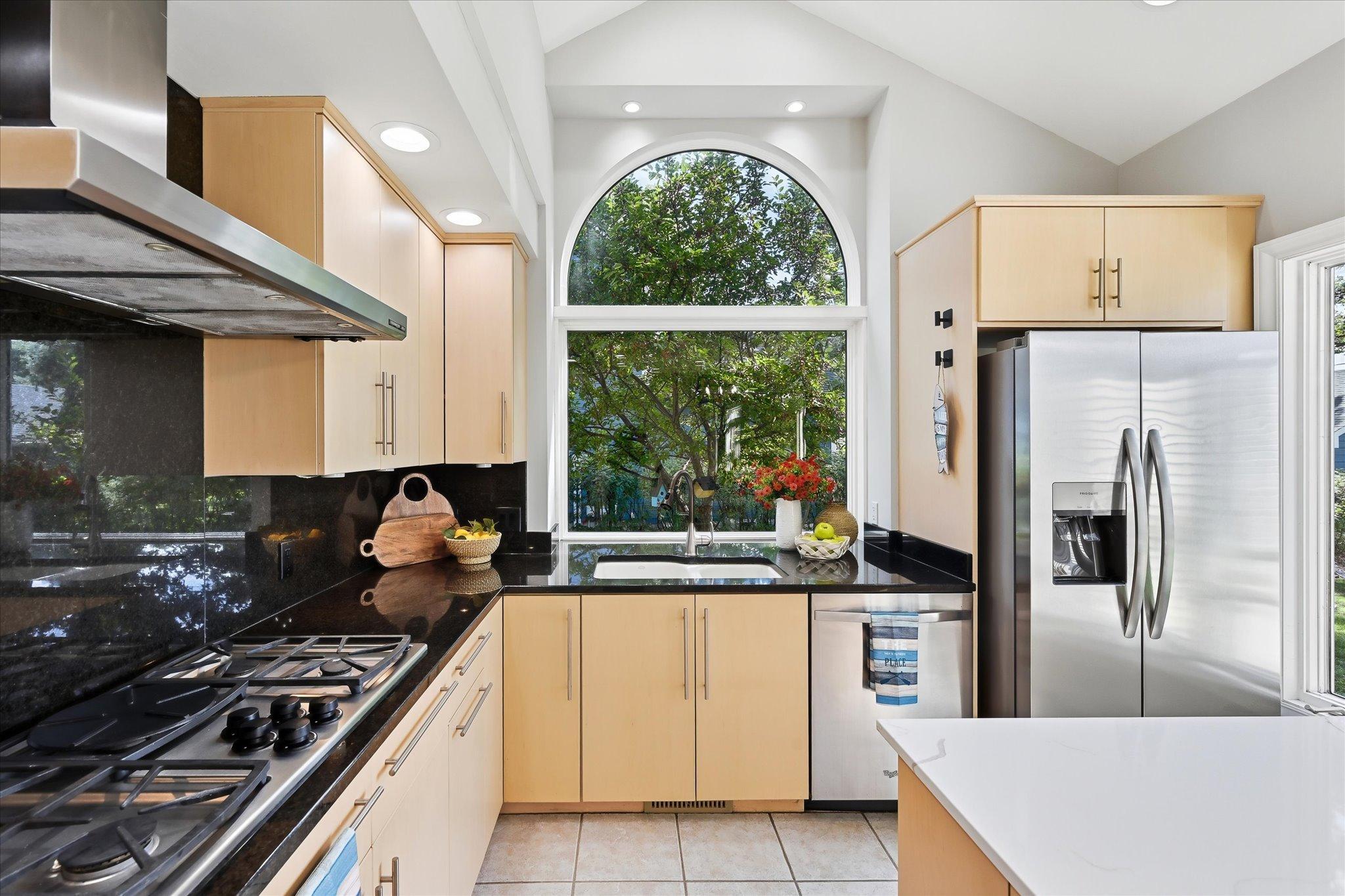 7 S Shore Drive Property Photo 16