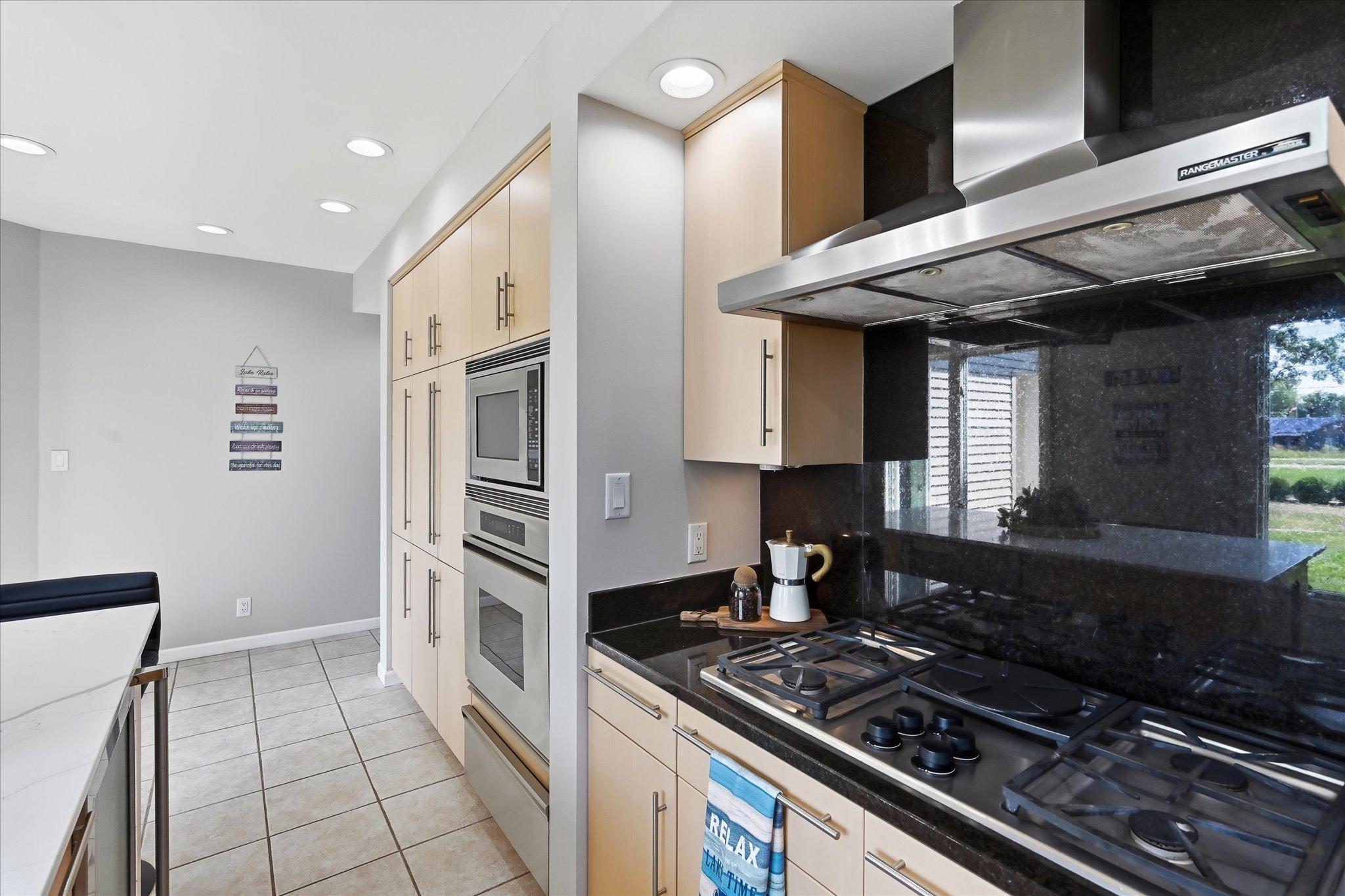 7 S Shore Drive Property Photo 19