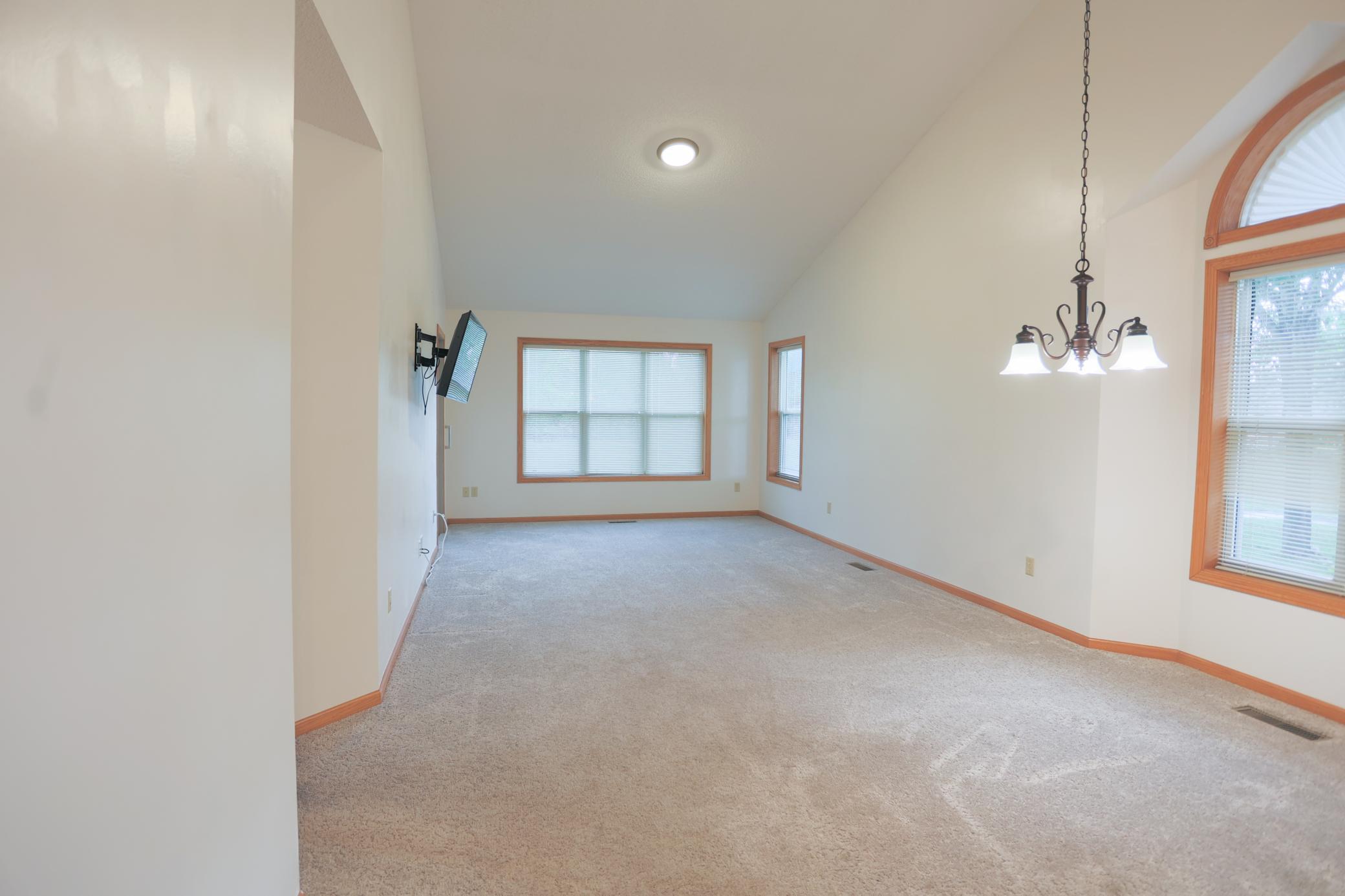 700 Leroy Lane 12 Property Photo 12