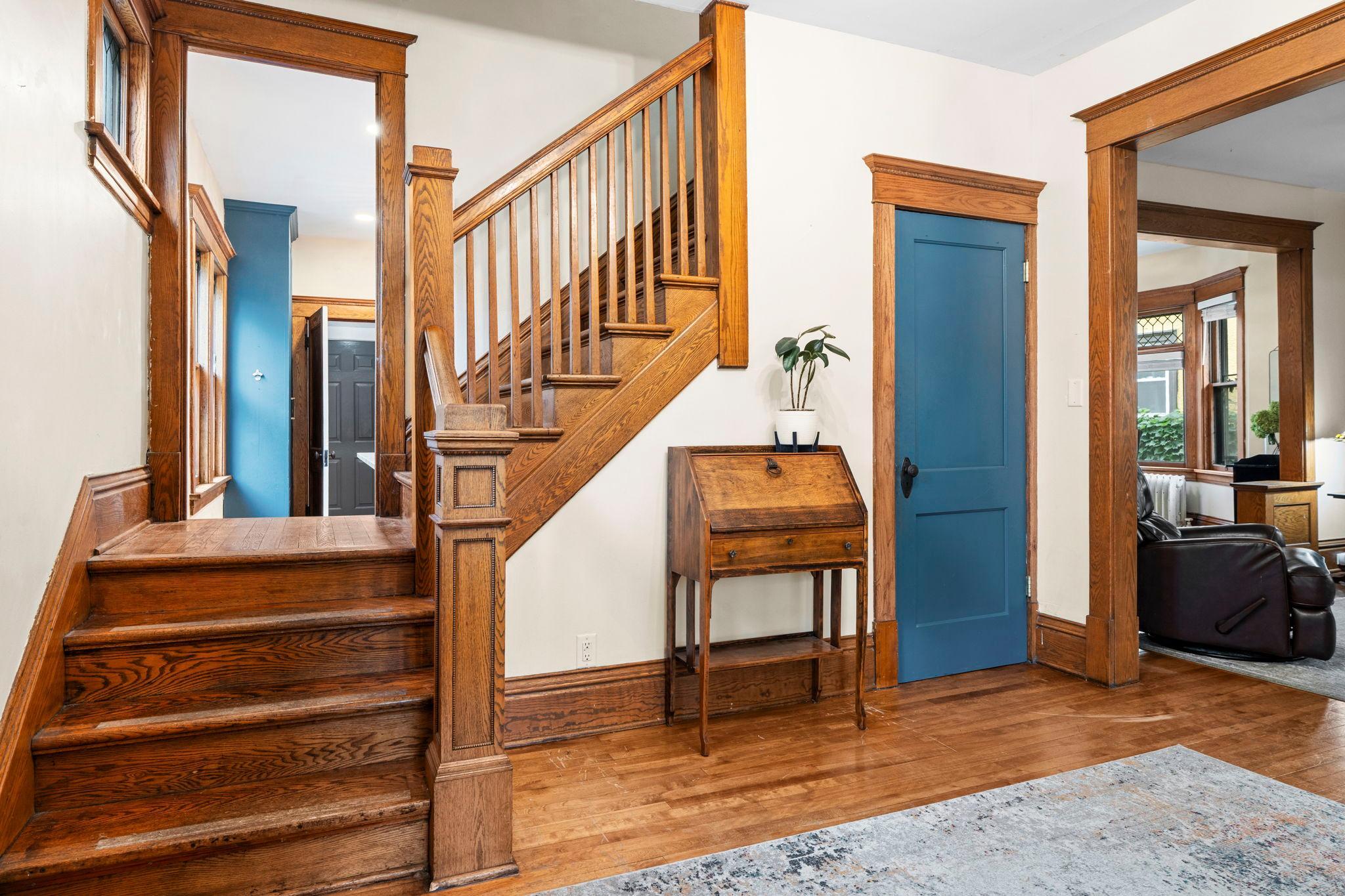 3209 Columbus Avenue Property Photo 8